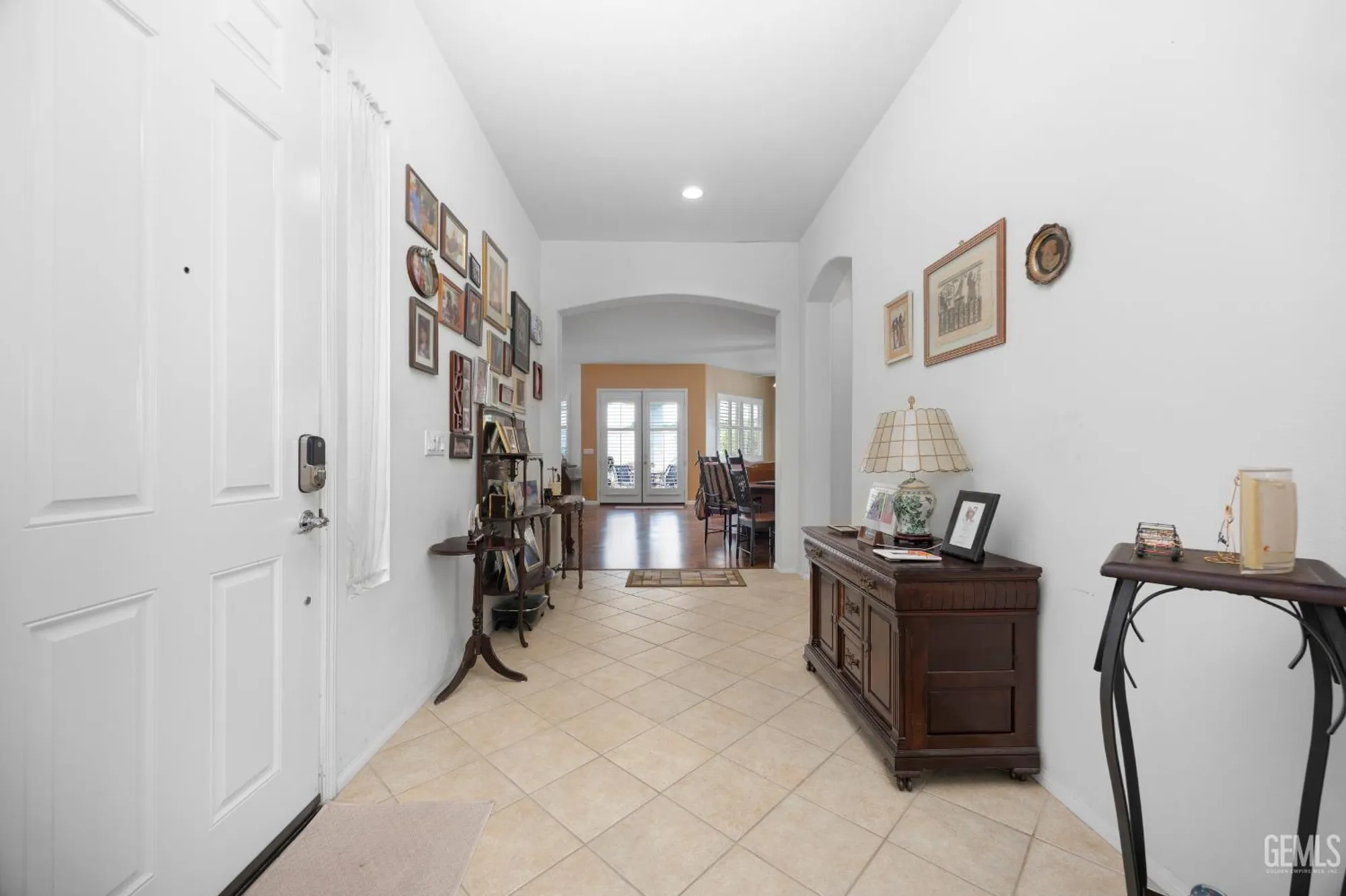 Property Slideshow image 7 of 44 | 6303 pinion ranch rd, Bakersfield, CA, 93306