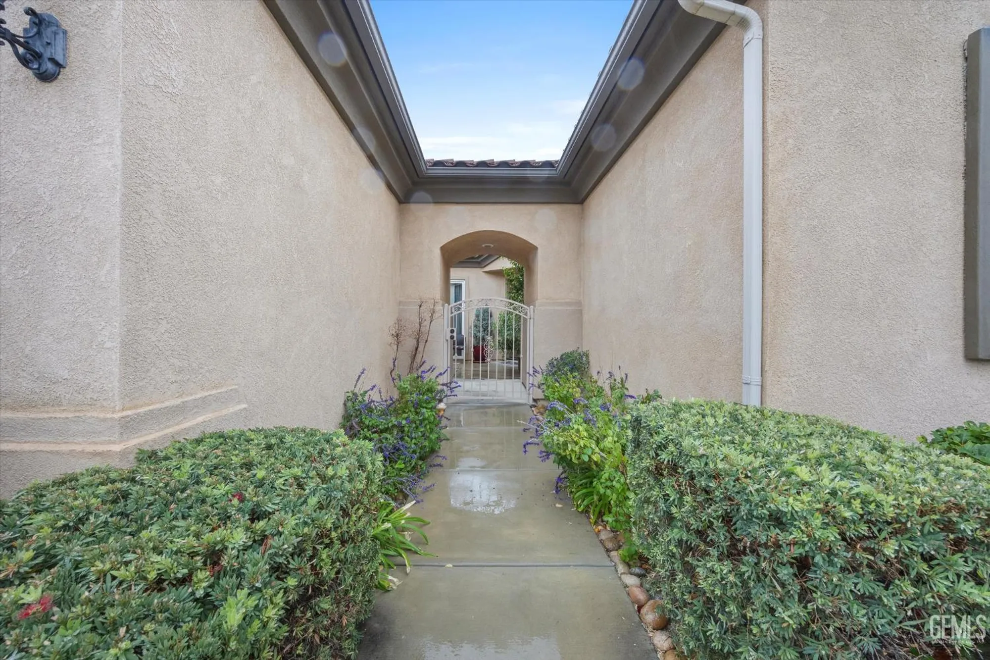 Property Slideshow image 5 of 37 | 5809 opal valley ct, Bakersfield, CA, 93306