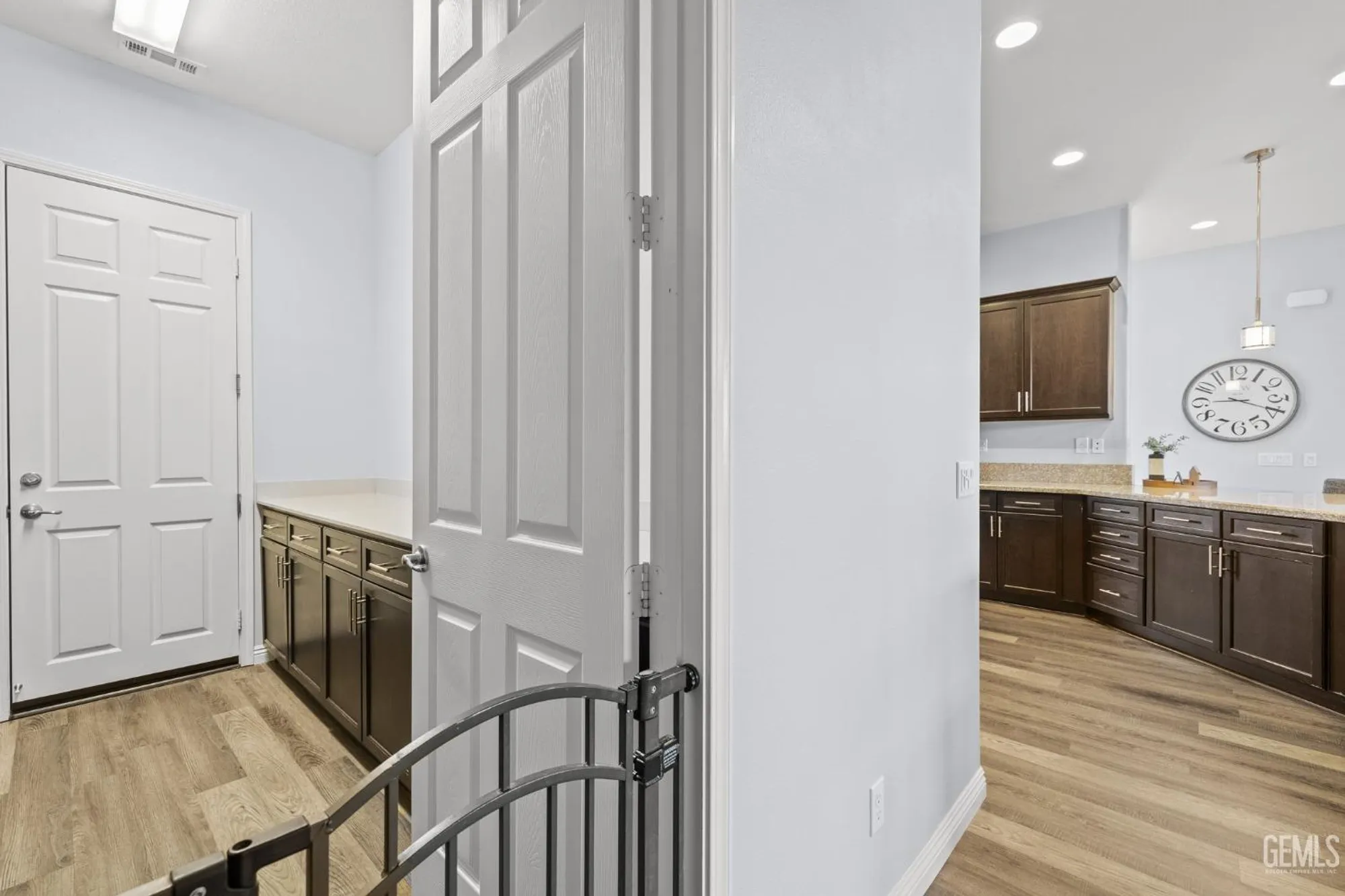 Property Slideshow image 26 of 47 | 9917 stockholm pl, Bakersfield, CA, 93306