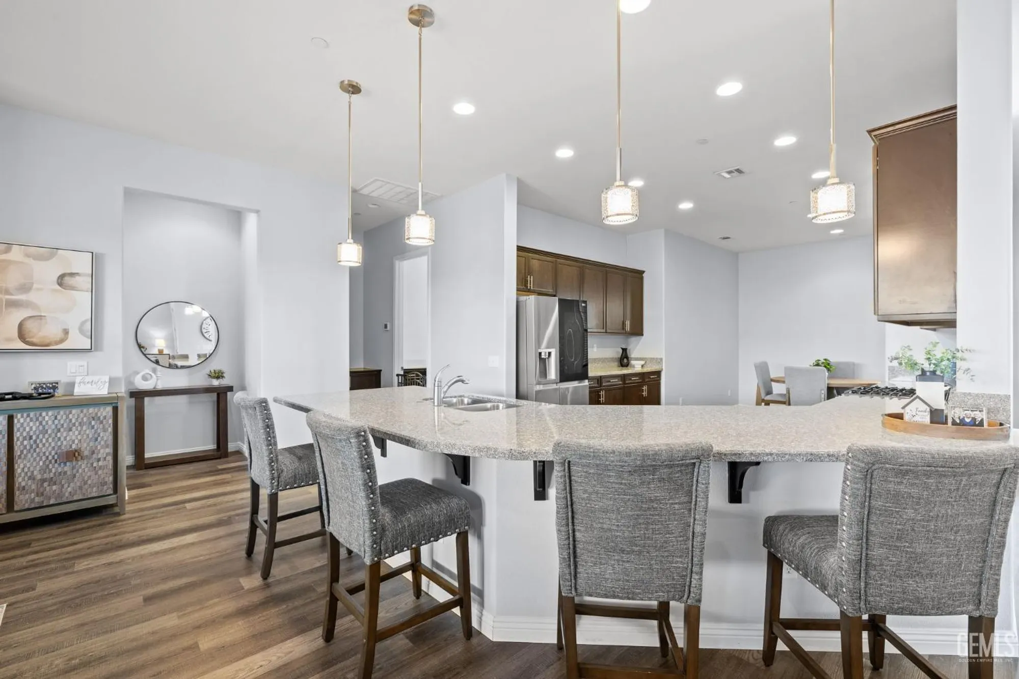 Property Slideshow image 16 of 47 | 9917 stockholm pl, Bakersfield, CA, 93306