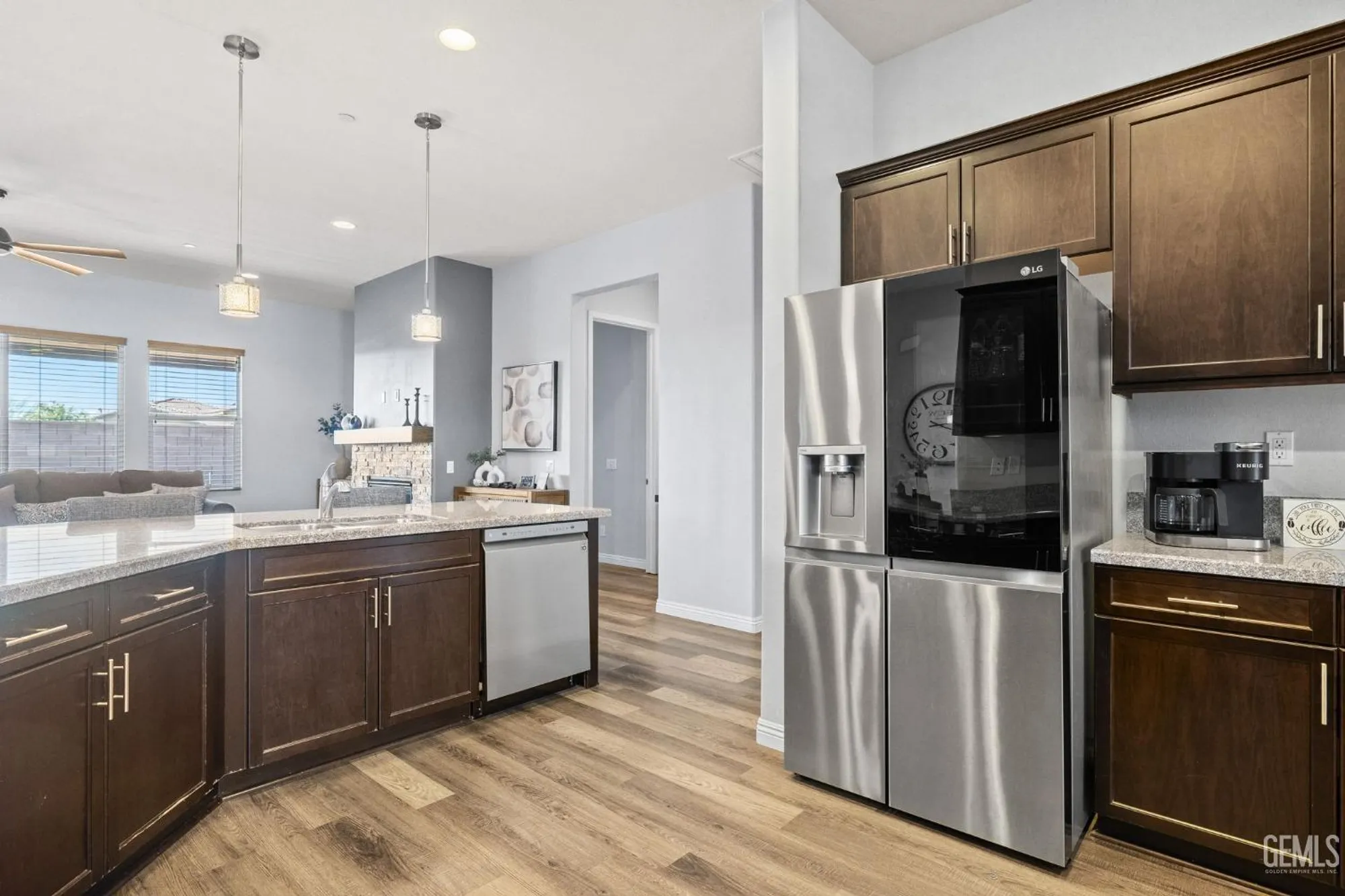 Property Slideshow image 25 of 47 | 9917 stockholm pl, Bakersfield, CA, 93306