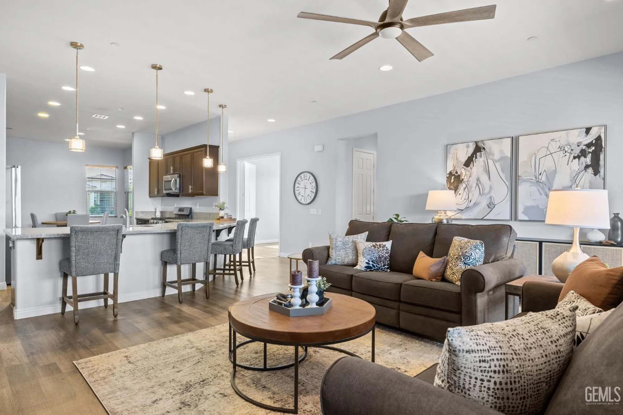 Property Slideshow image 14 of 47 | 9917 stockholm pl, Bakersfield, CA, 93306