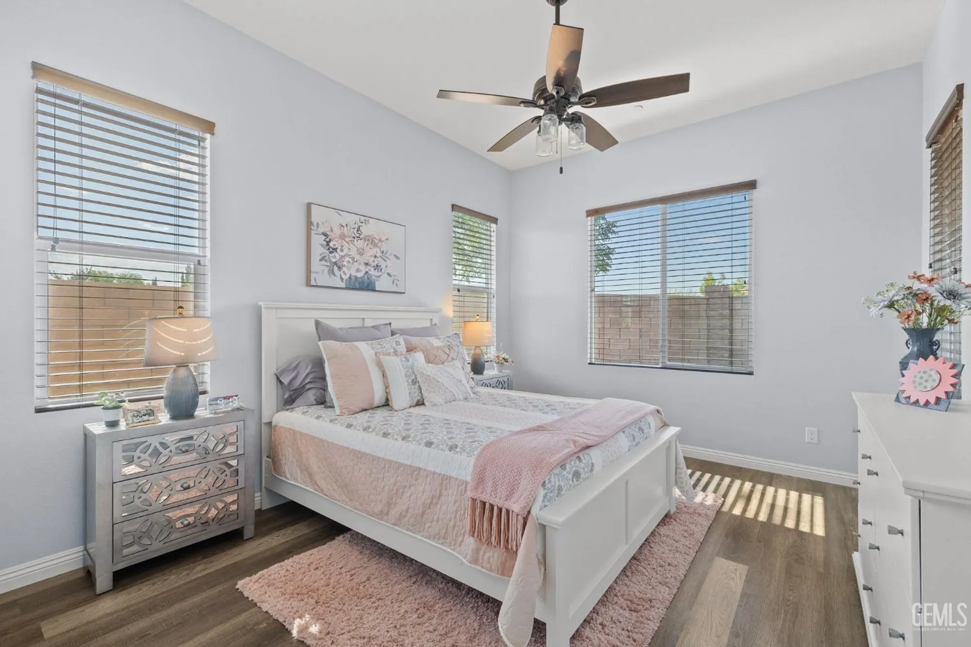 Property Slideshow image 39 of 47 | 9917 stockholm pl, Bakersfield, CA, 93306