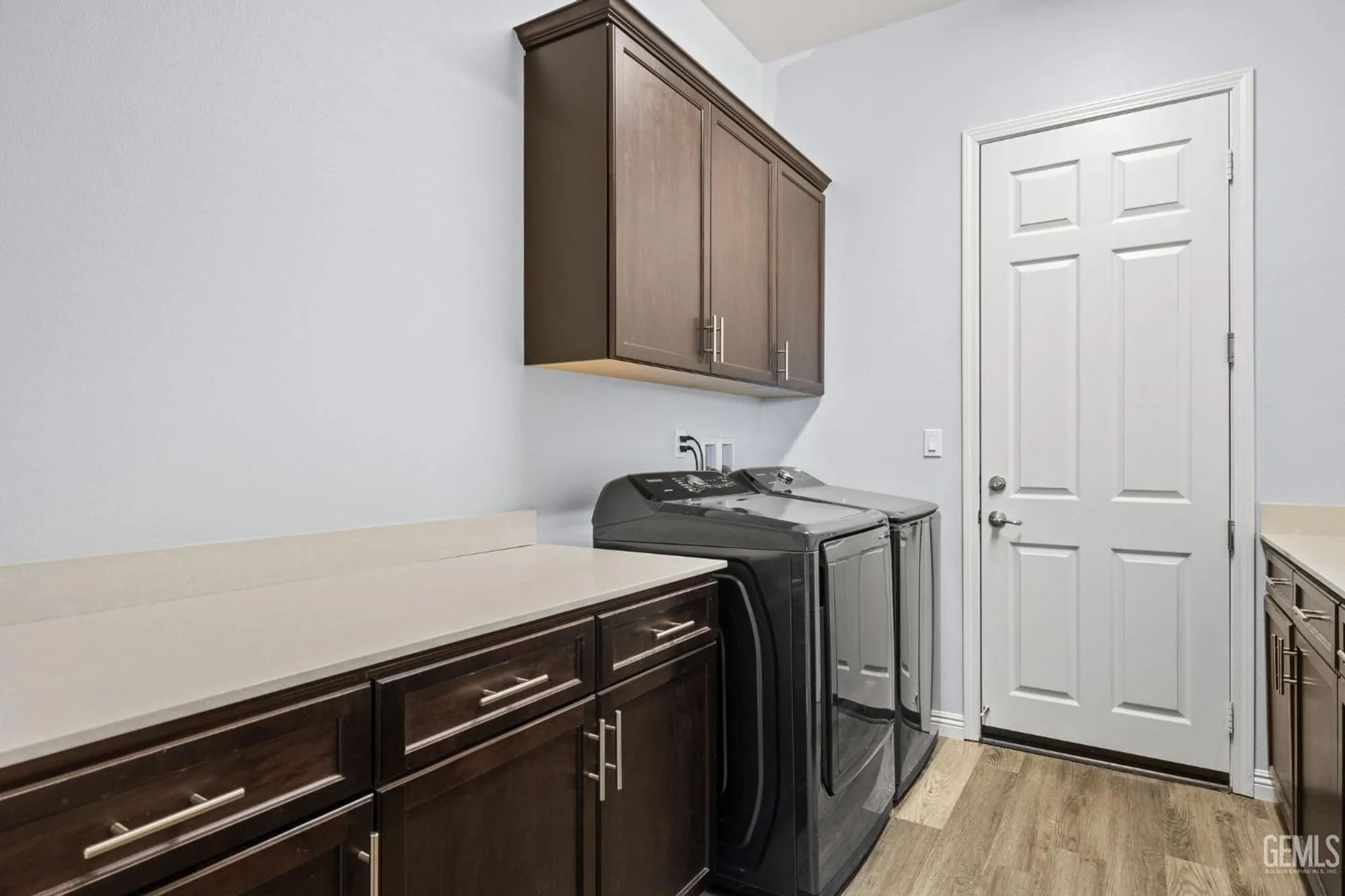 Property Slideshow image 27 of 47 | 9917 stockholm pl, Bakersfield, CA, 93306