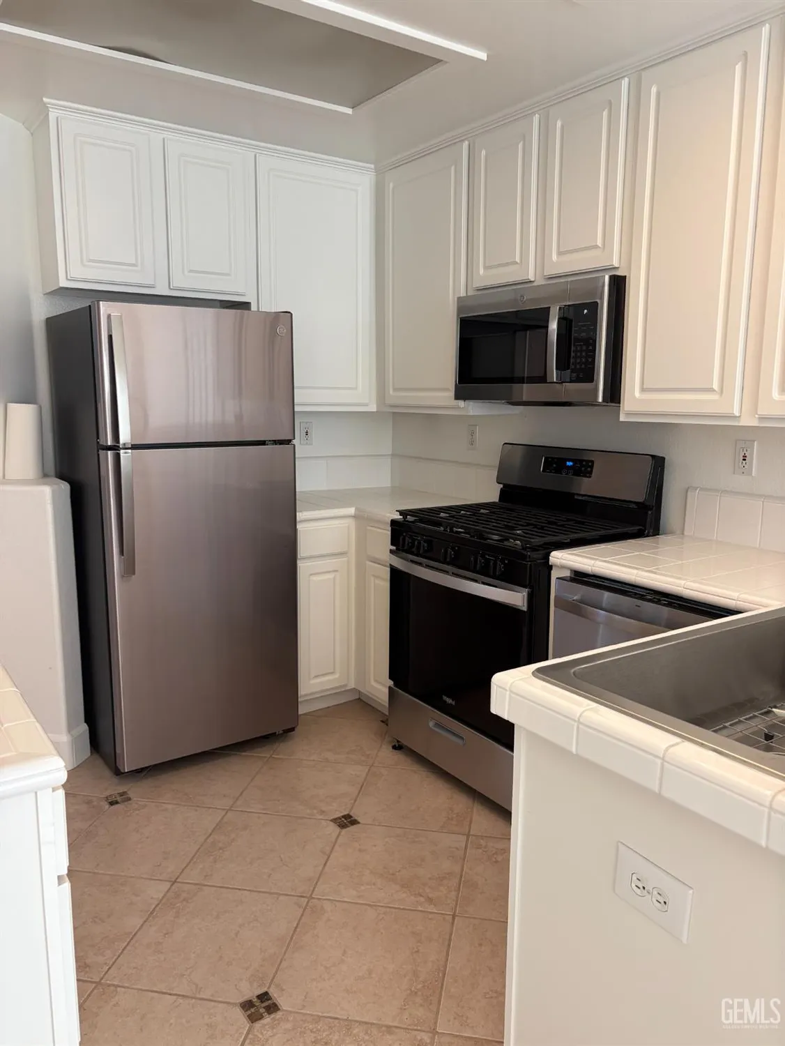 Property Slideshow image 4 of 14 | 2828 cottage ln, Paso Robles, CA, 93446