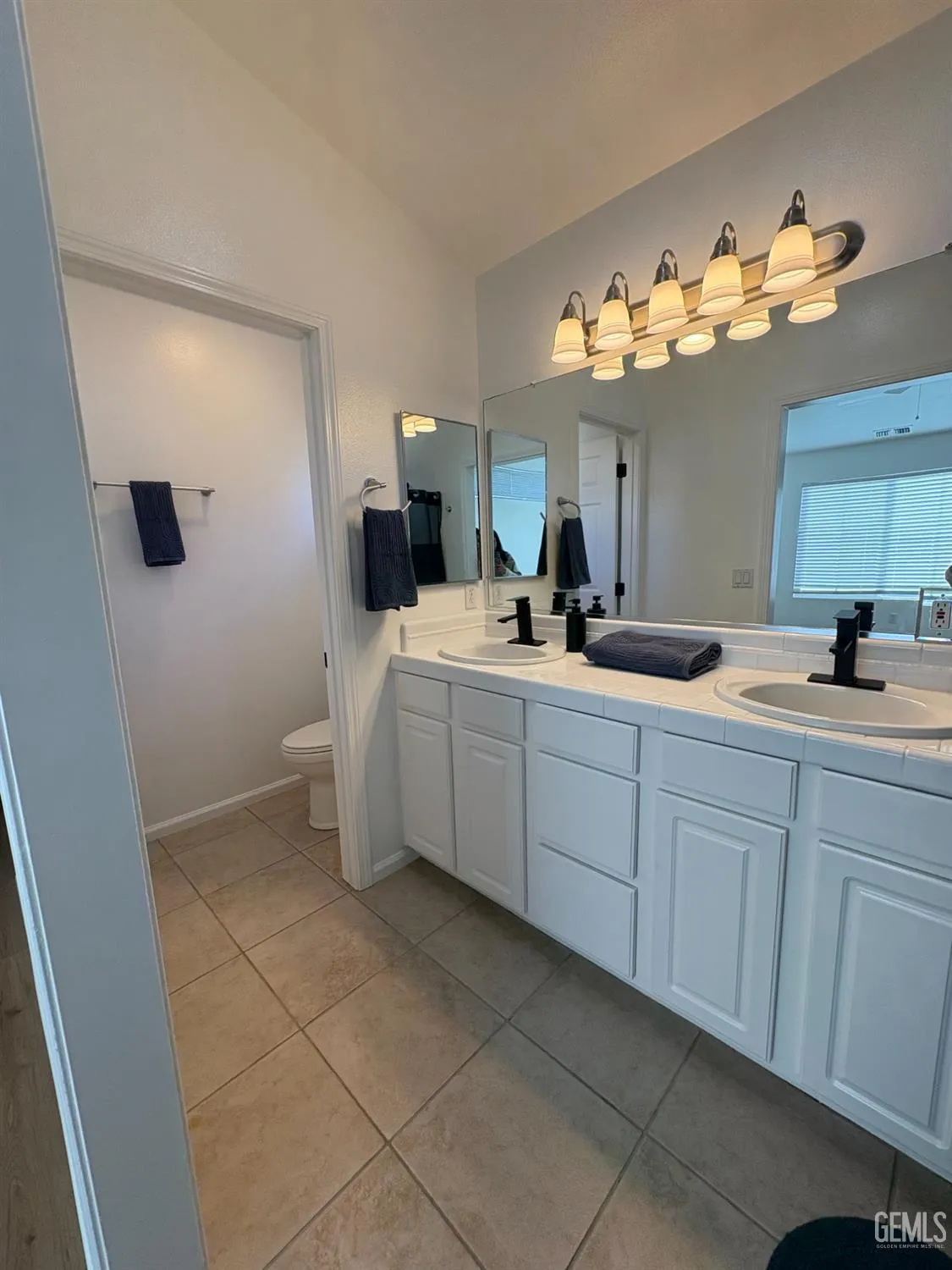 Property Slideshow image 11 of 14 | 2828 cottage ln, Paso Robles, CA, 93446