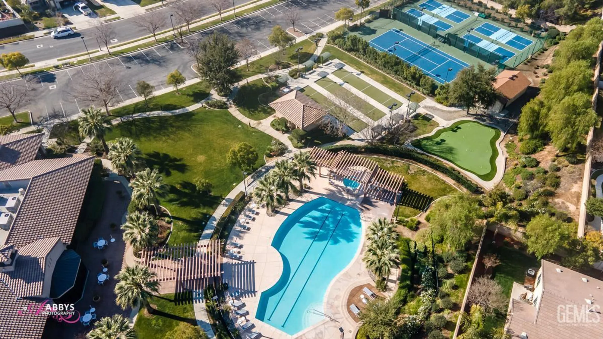 Property Slideshow image 54 of 56 | 5715 park place dr, Bakersfield, CA, 93306