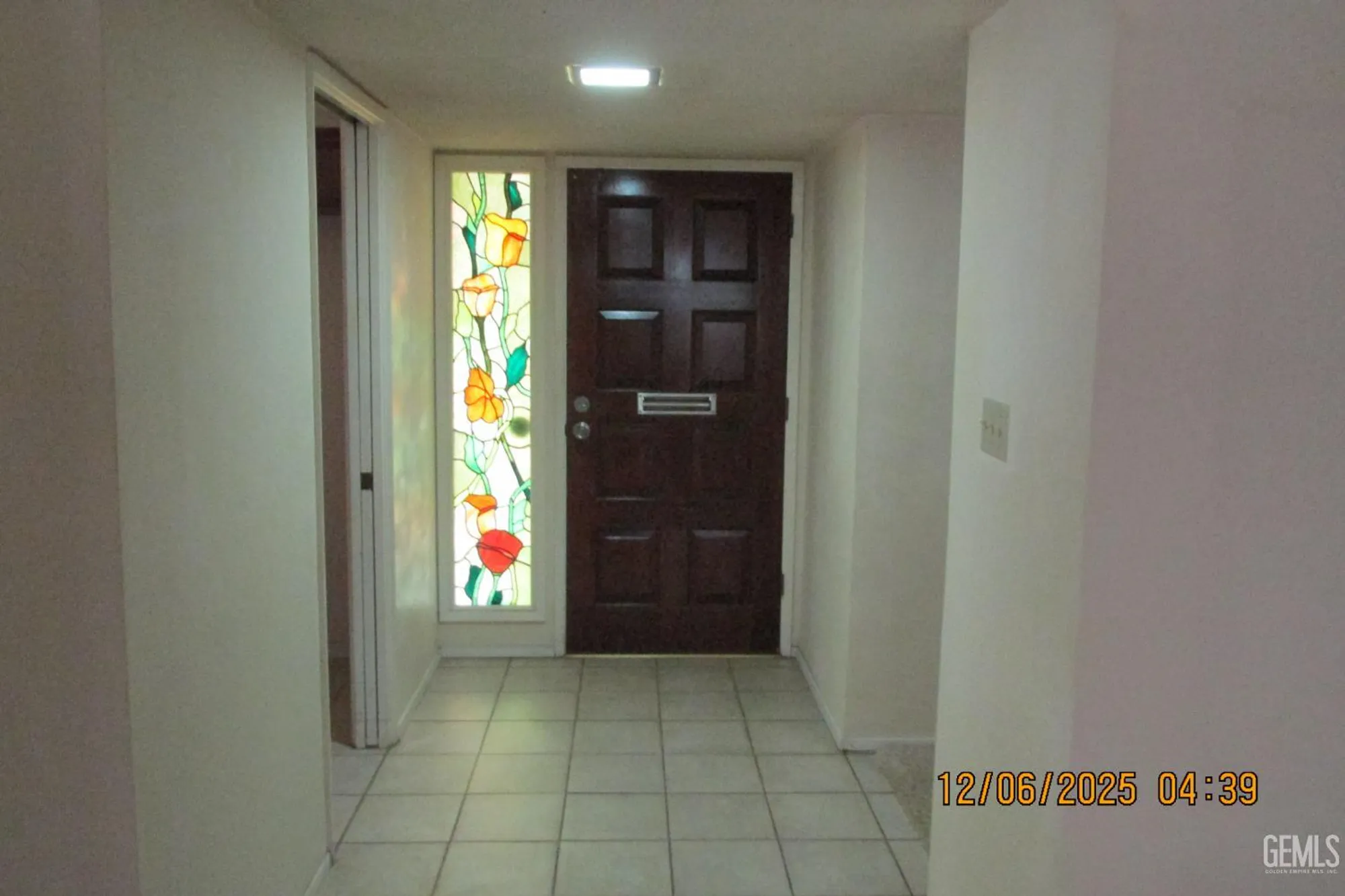 Property Slideshow image 11 of 25 | 144 glen oaks dr, Bakersfield, CA, 93309