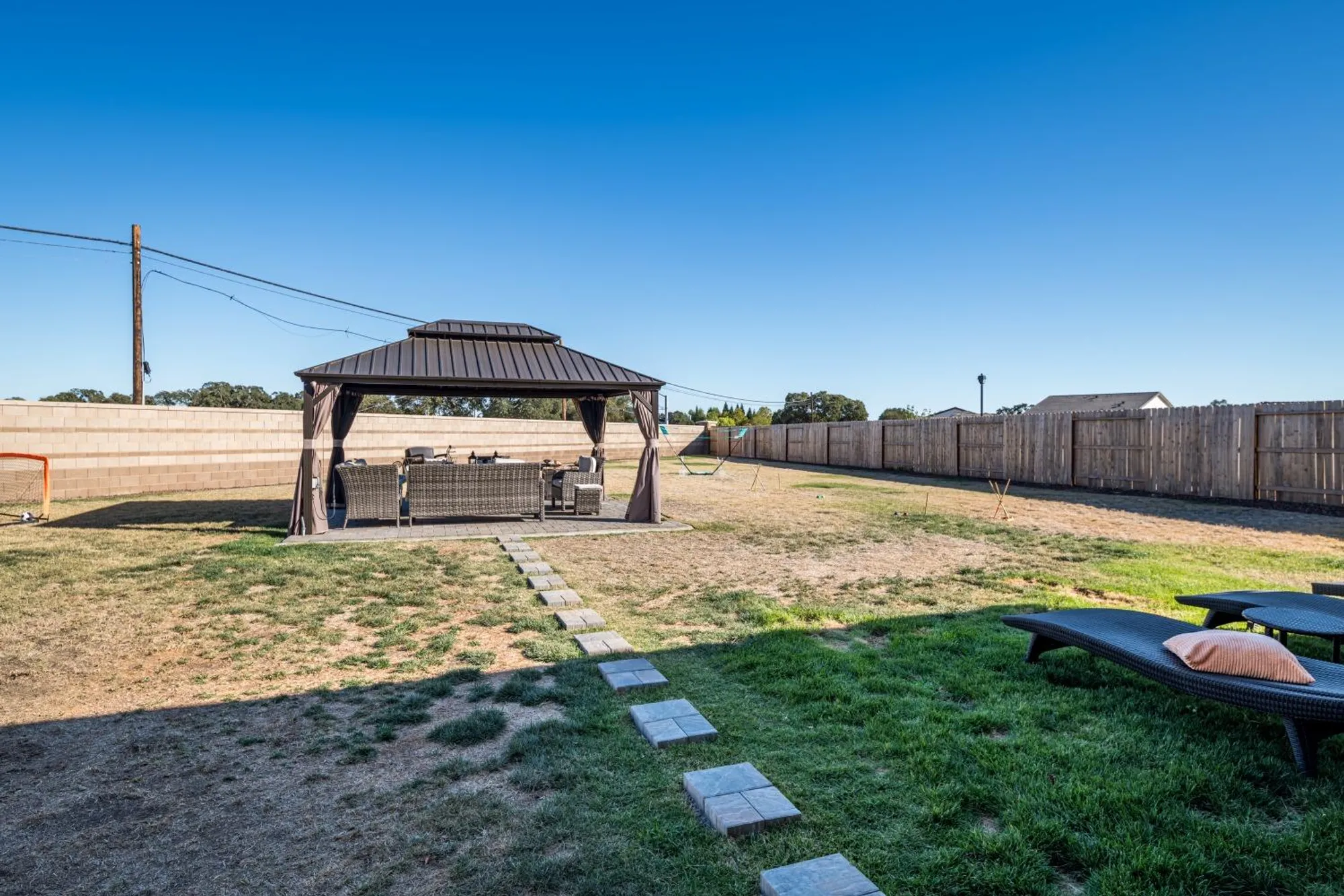 Property Slideshow image 29 of 53 | 8305 evans tree dr, Roseville, CA, 95747