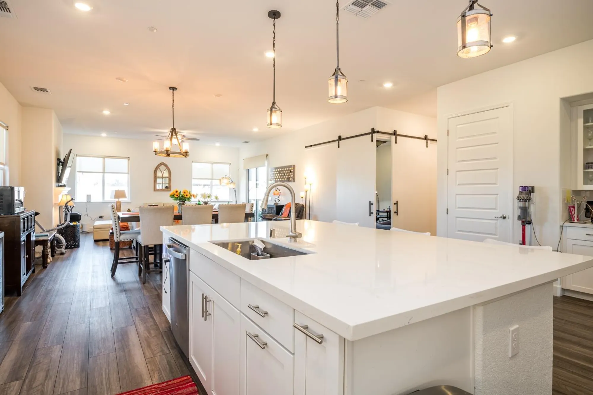 Property Slideshow image 10 of 53 | 8305 evans tree dr, Roseville, CA, 95747