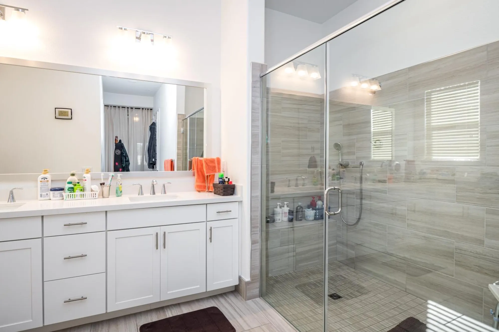 Property Slideshow image 21 of 53 | 8305 evans tree dr, Roseville, CA, 95747