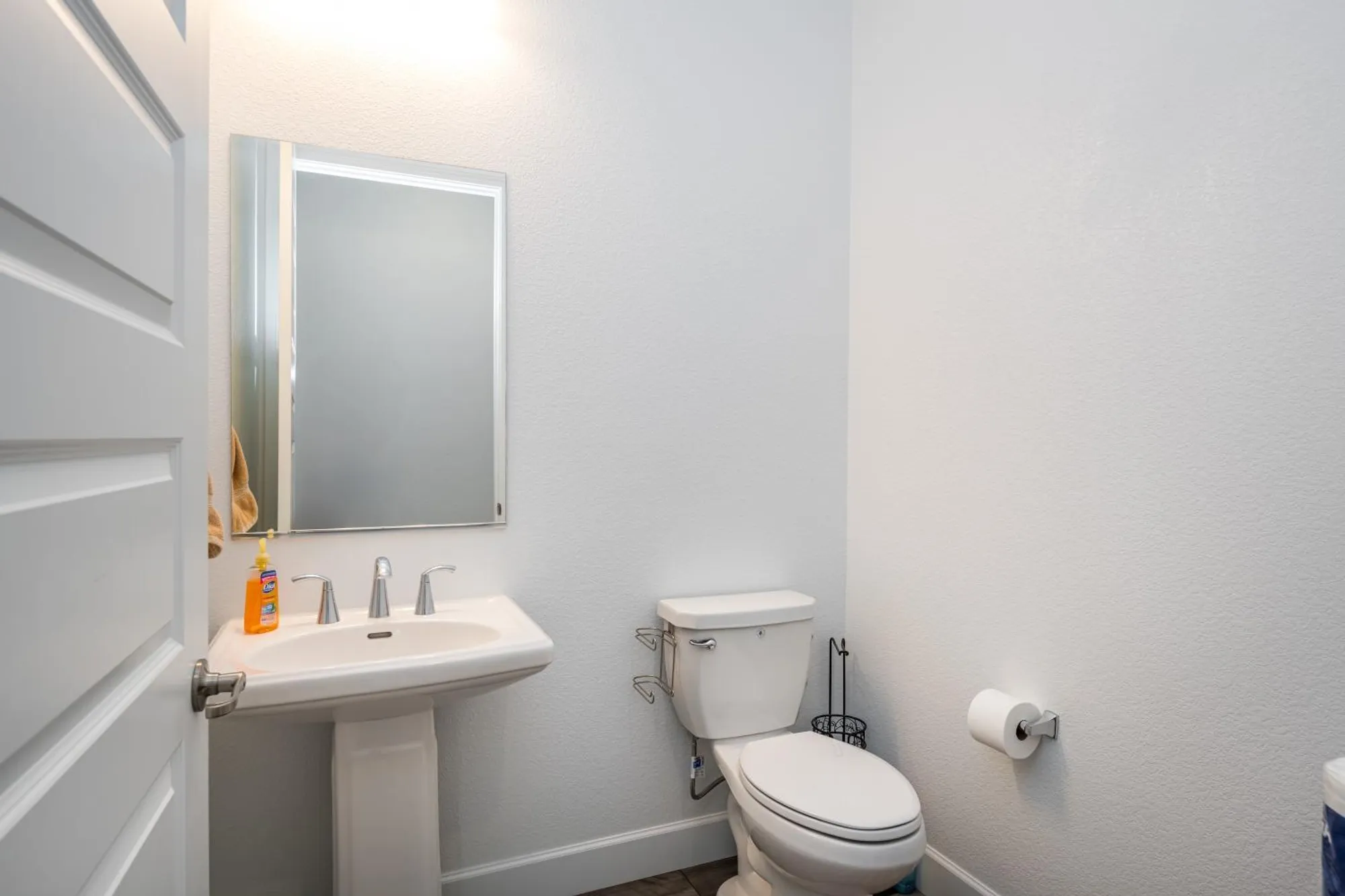 Property Slideshow image 26 of 53 | 8305 evans tree dr, Roseville, CA, 95747