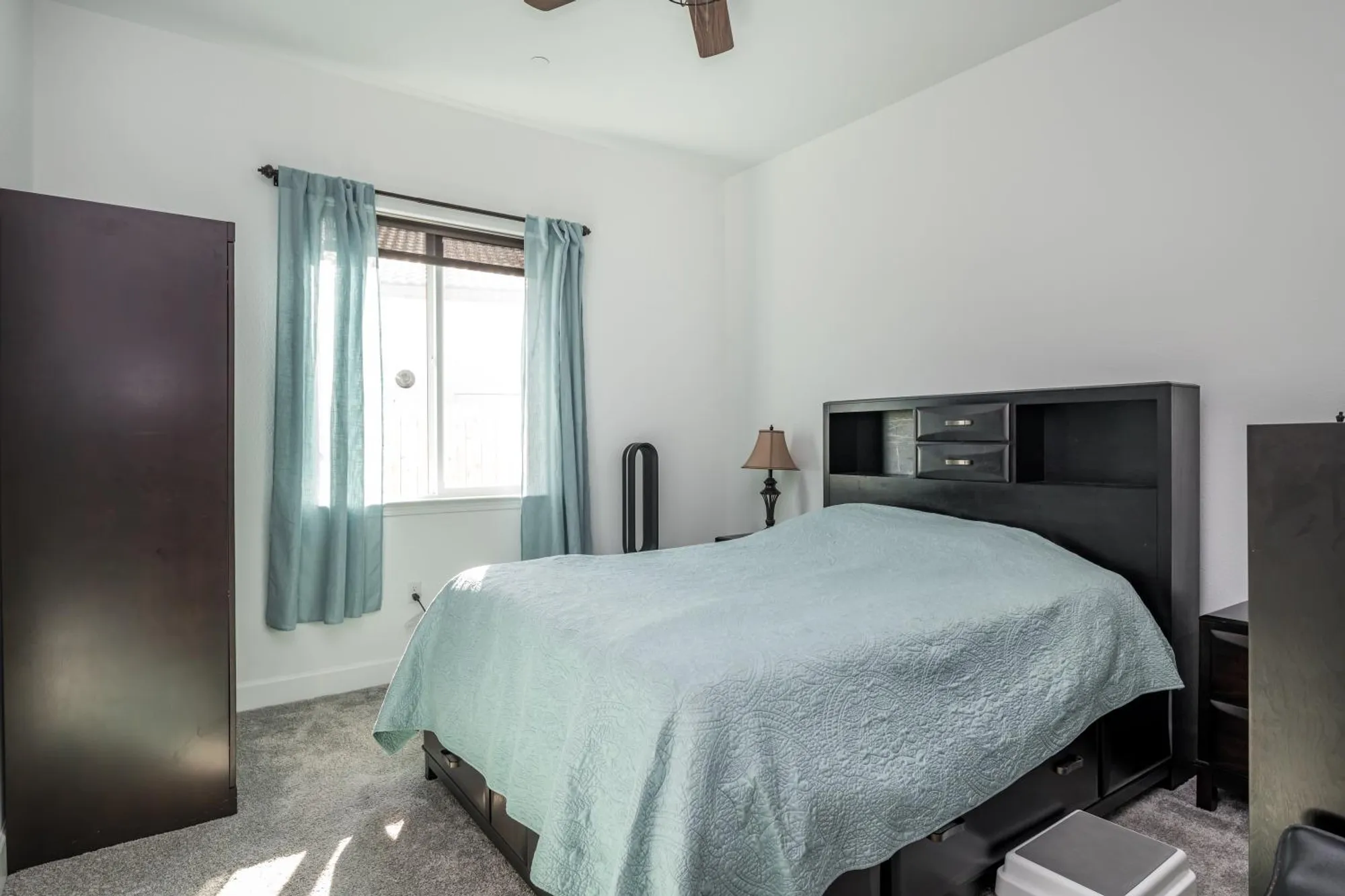 Property Slideshow image 27 of 53 | 8305 evans tree dr, Roseville, CA, 95747