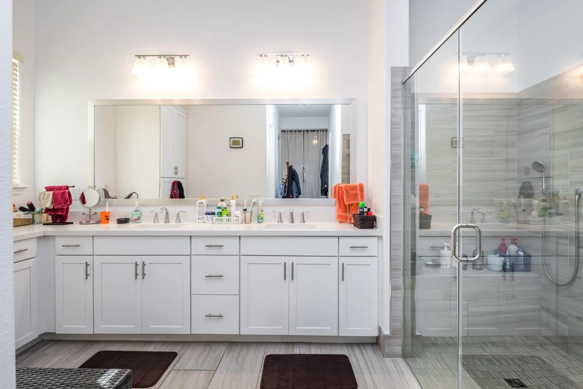 Property Slideshow image 20 of 53 | 8305 evans tree dr, Roseville, CA, 95747