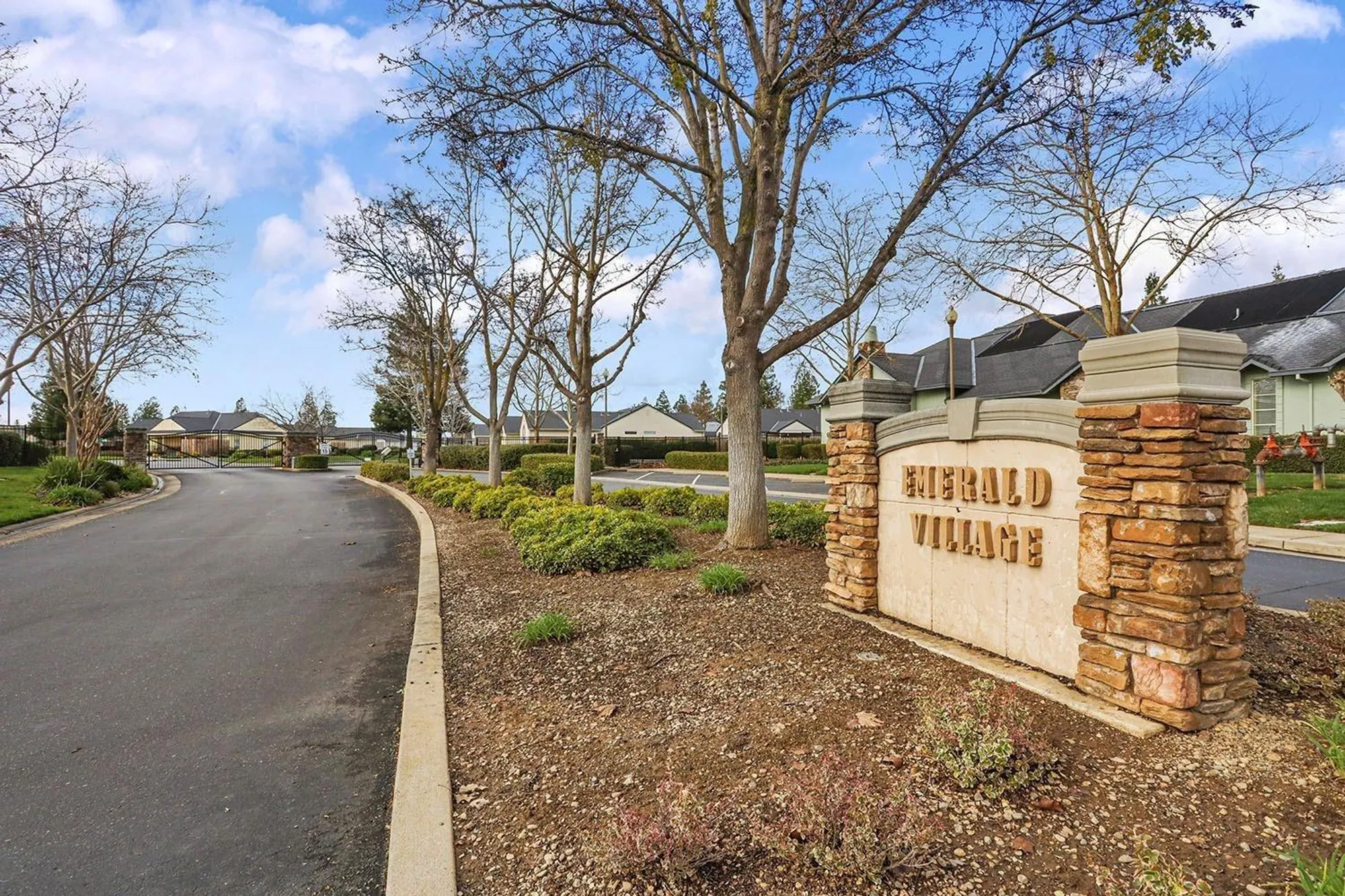 Property Slideshow image 25 of 43 | 677 village dr, Galt, CA, 95632