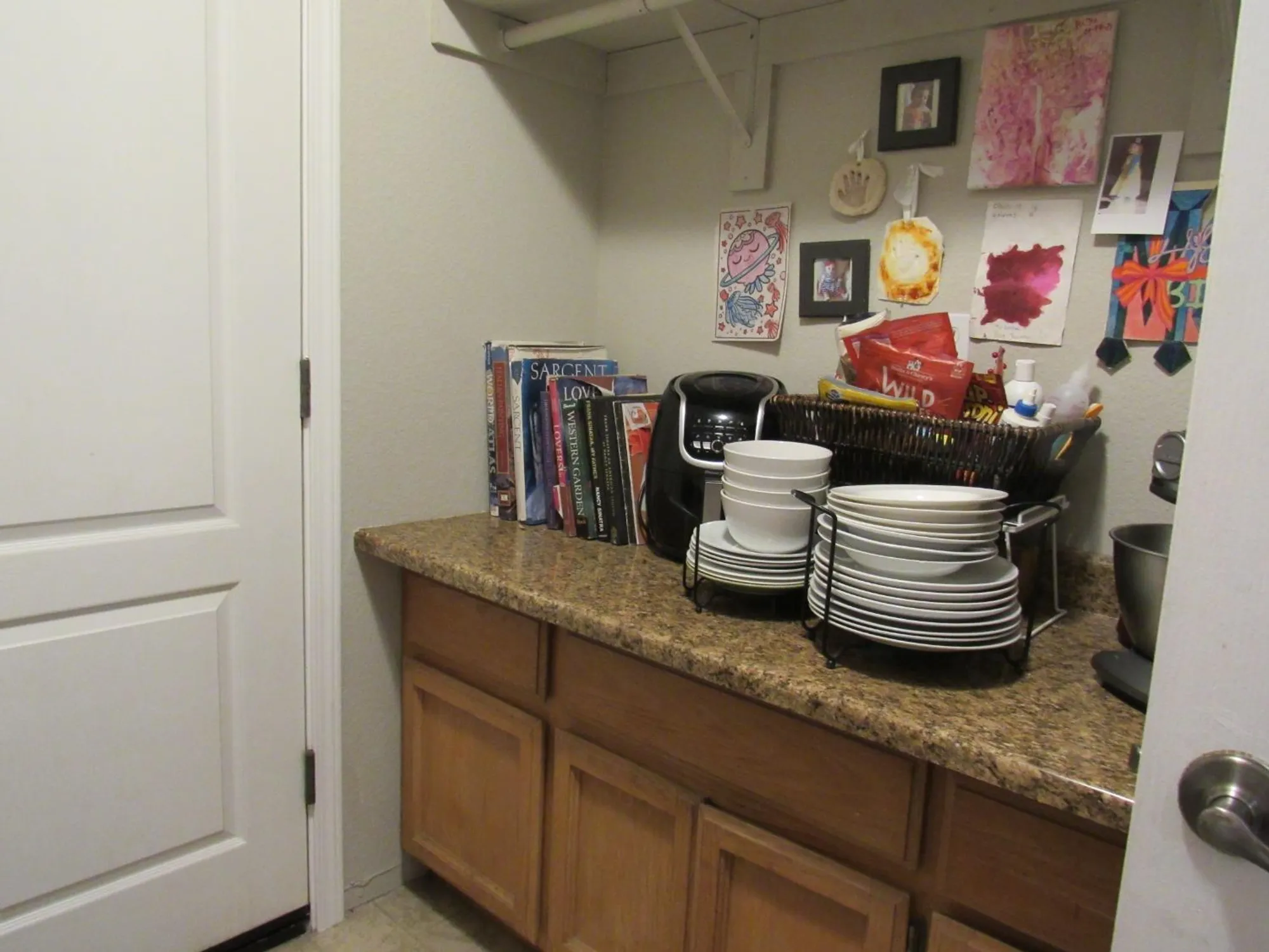 Property Slideshow image 16 of 43 | 677 village dr, Galt, CA, 95632