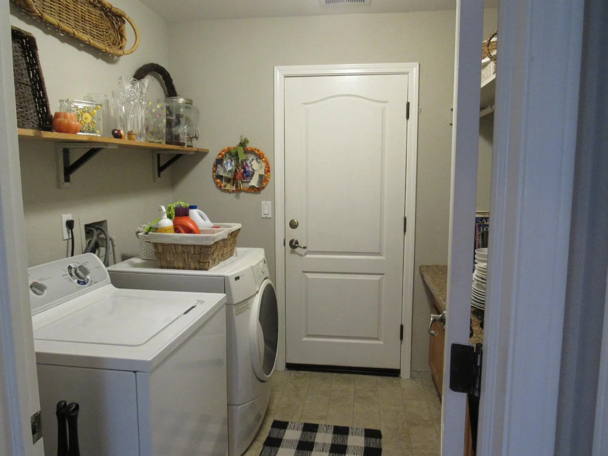 Property Slideshow image 15 of 43 | 677 village dr, Galt, CA, 95632