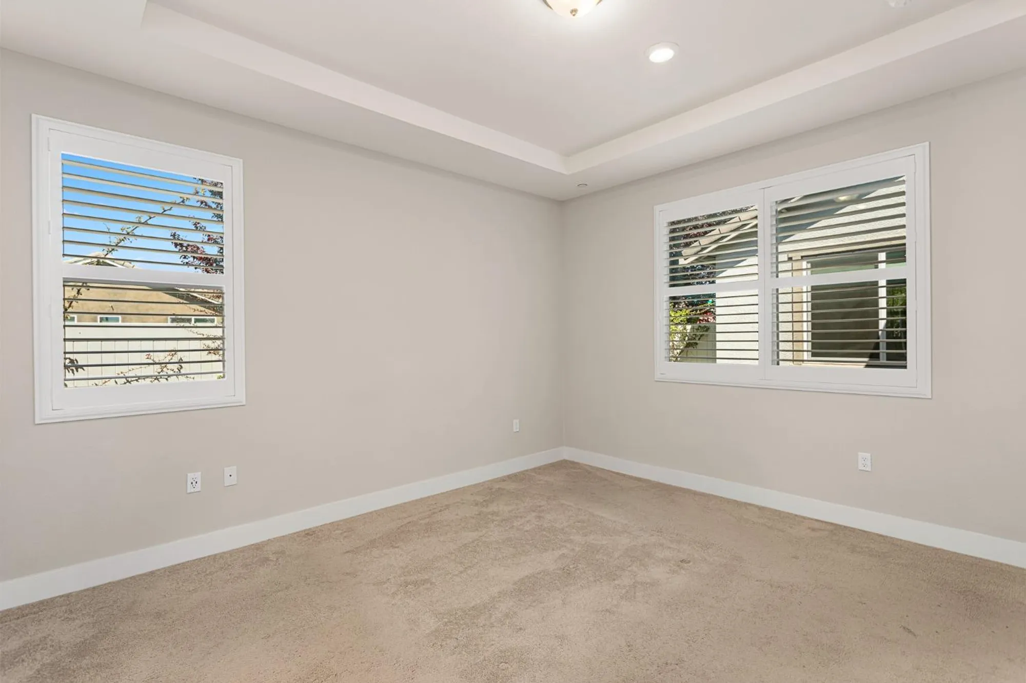 Property Slideshow image 16 of 57 | 4040 euboea island ln, Sacramento, CA, 95834