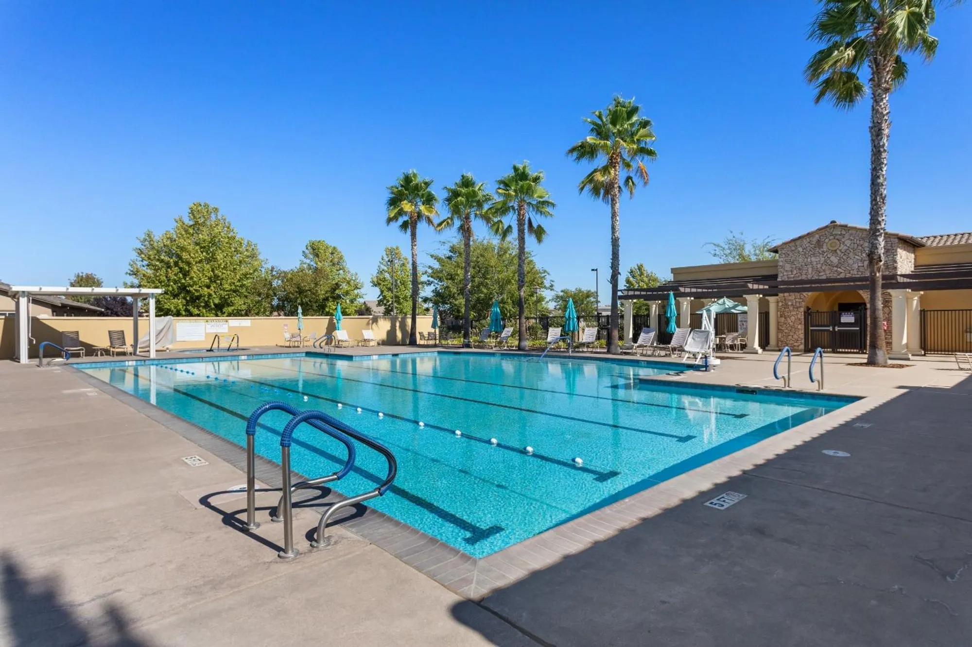 Property Slideshow image 43 of 57 | 4040 euboea island ln, Sacramento, CA, 95834