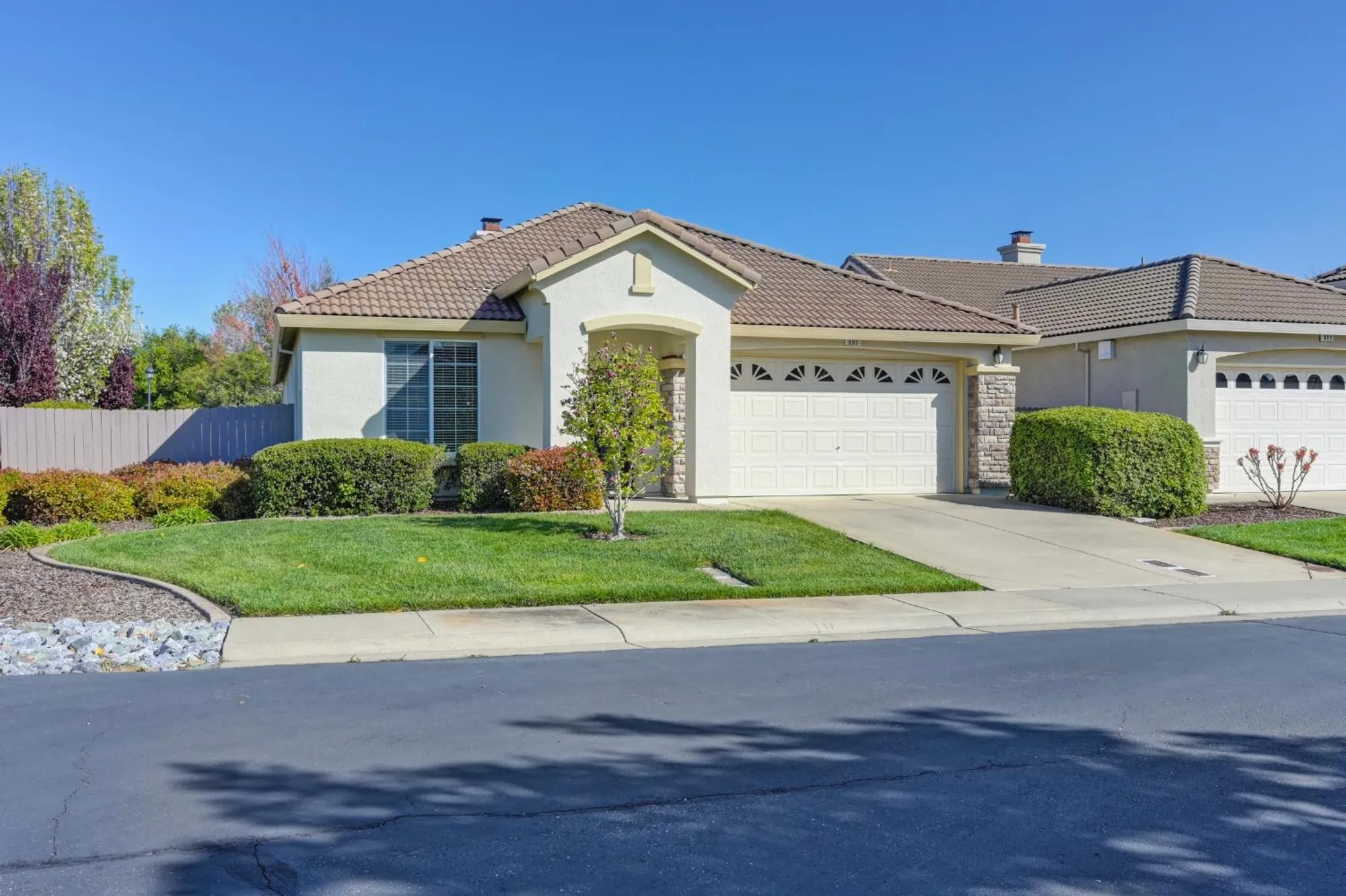 Property Slideshow image 1 of 55 | 905 richard ct, El Dorado Hills, CA, 95762