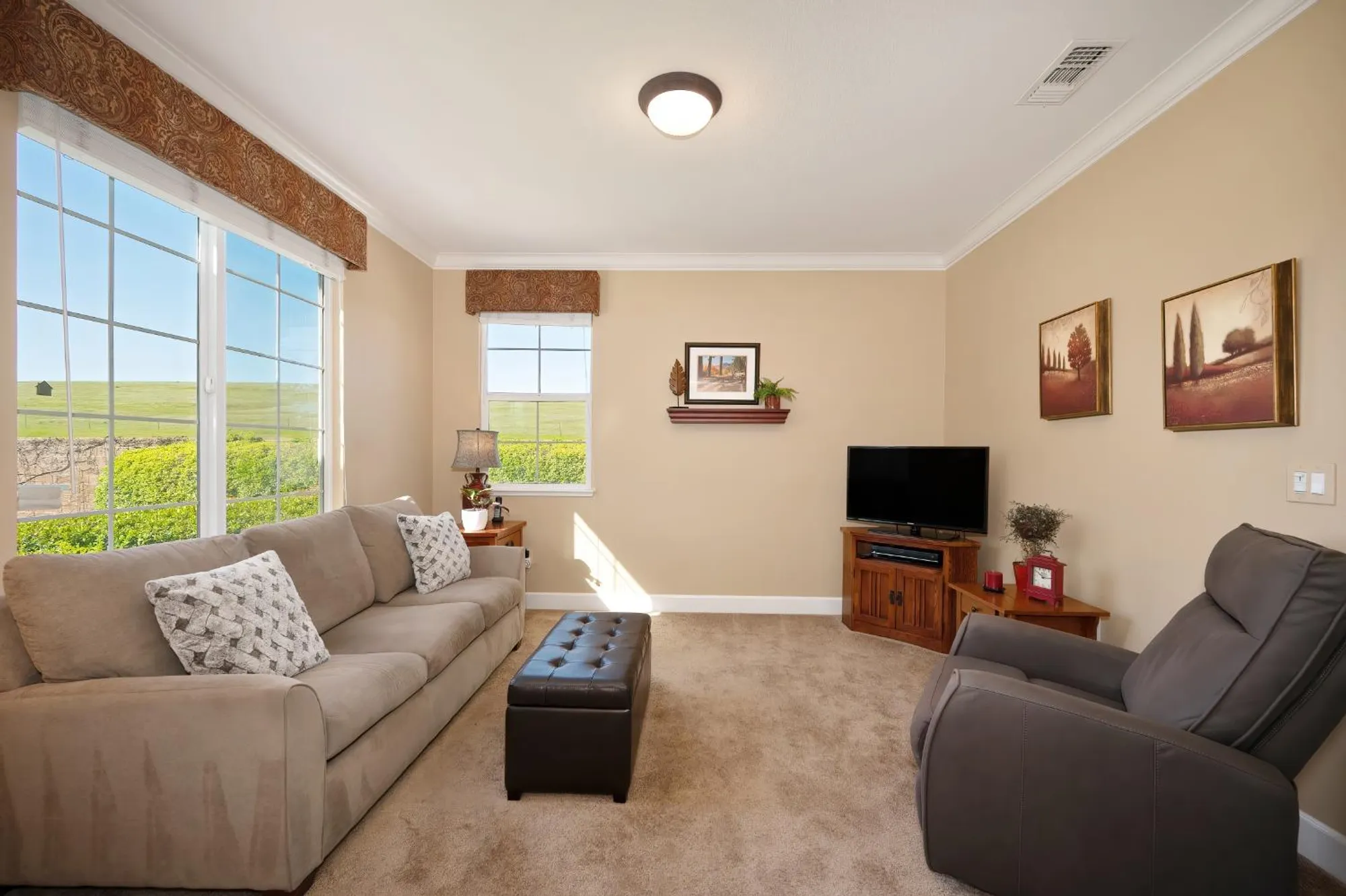 Property Slideshow image 11 of 55 | 905 richard ct, El Dorado Hills, CA, 95762