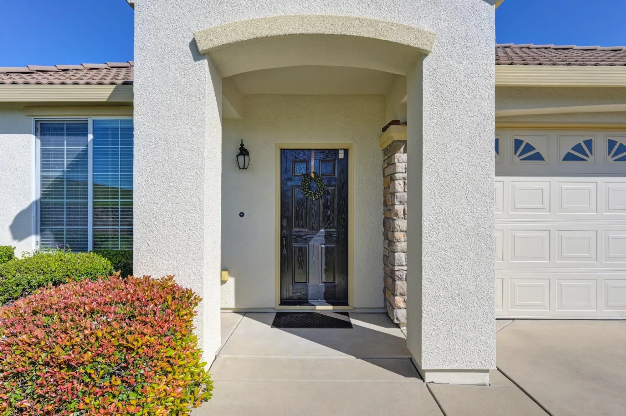Property Slideshow image 4 of 55 | 905 richard ct, El Dorado Hills, CA, 95762