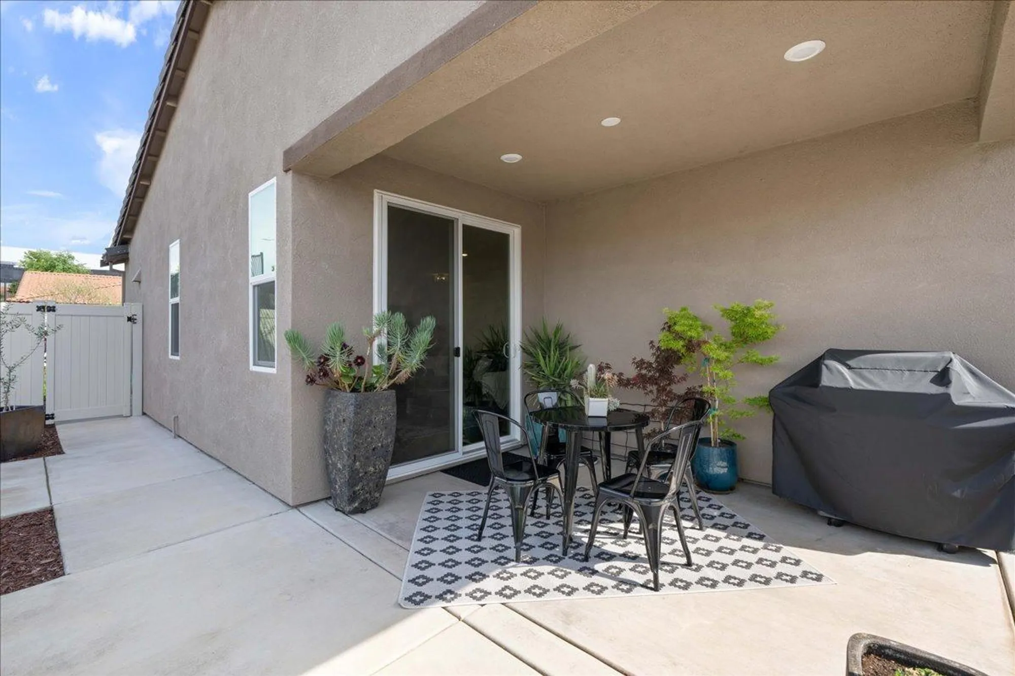 Property Slideshow image 22 of 47 | 6589 primavera ln, El Dorado Hills, CA, 95762