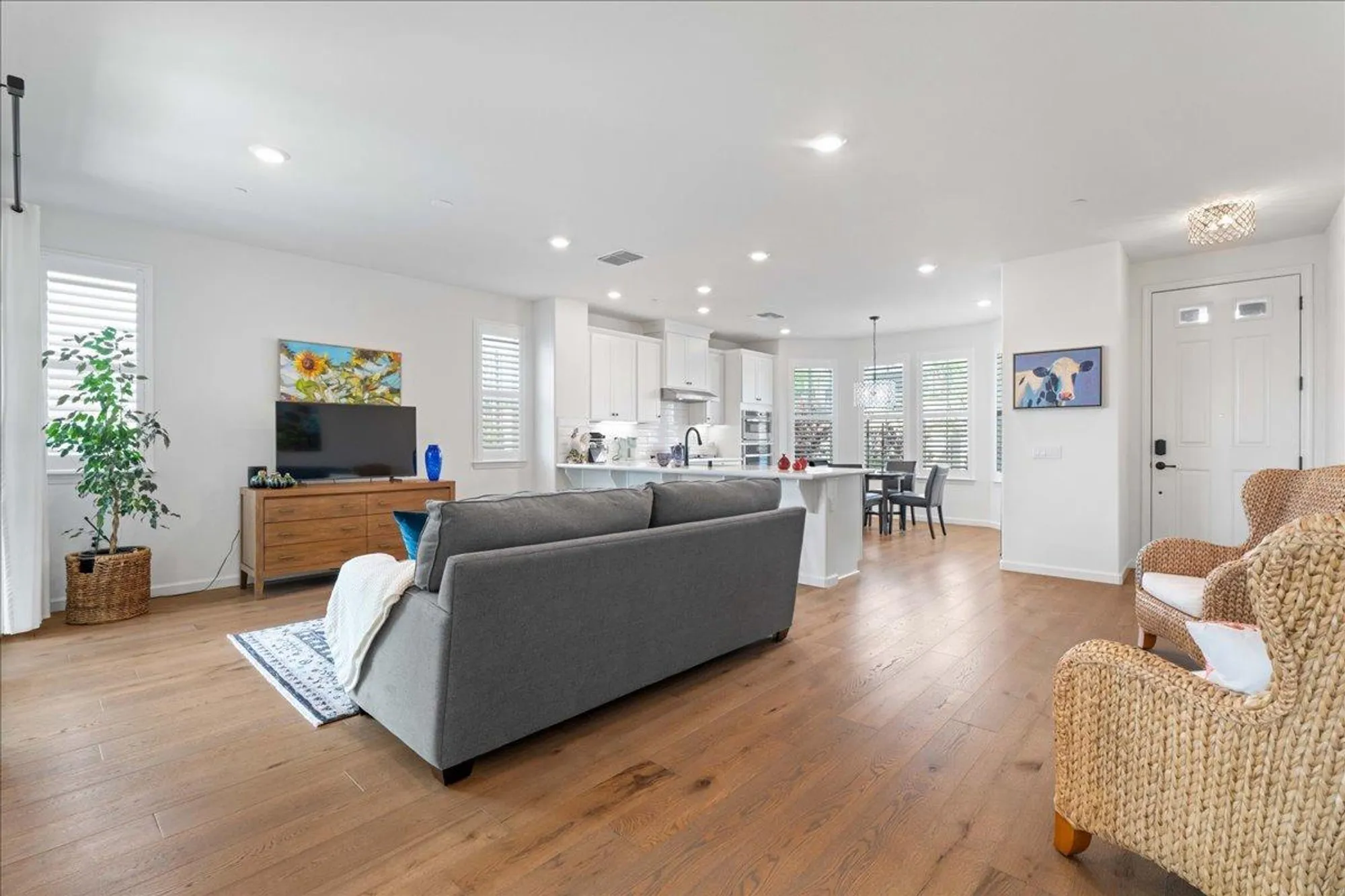 Property Slideshow image 5 of 47 | 6589 primavera ln, El Dorado Hills, CA, 95762