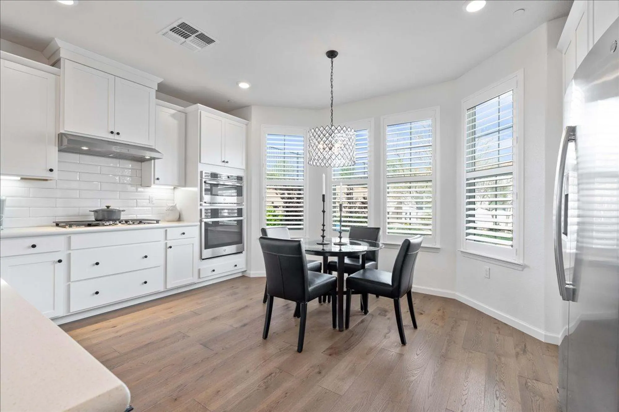 Property Slideshow image 8 of 47 | 6589 primavera ln, El Dorado Hills, CA, 95762