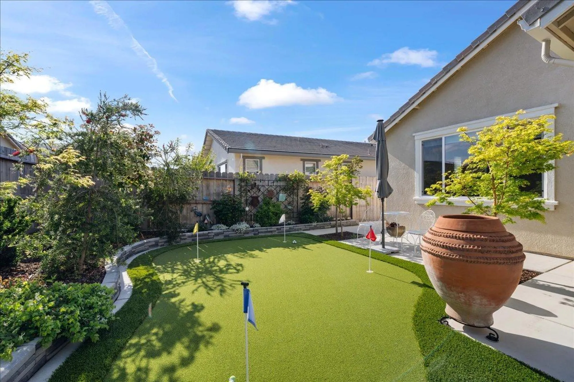 Property Slideshow image 2 of 43 | 1239 cascade way, Lincoln, CA, 95648