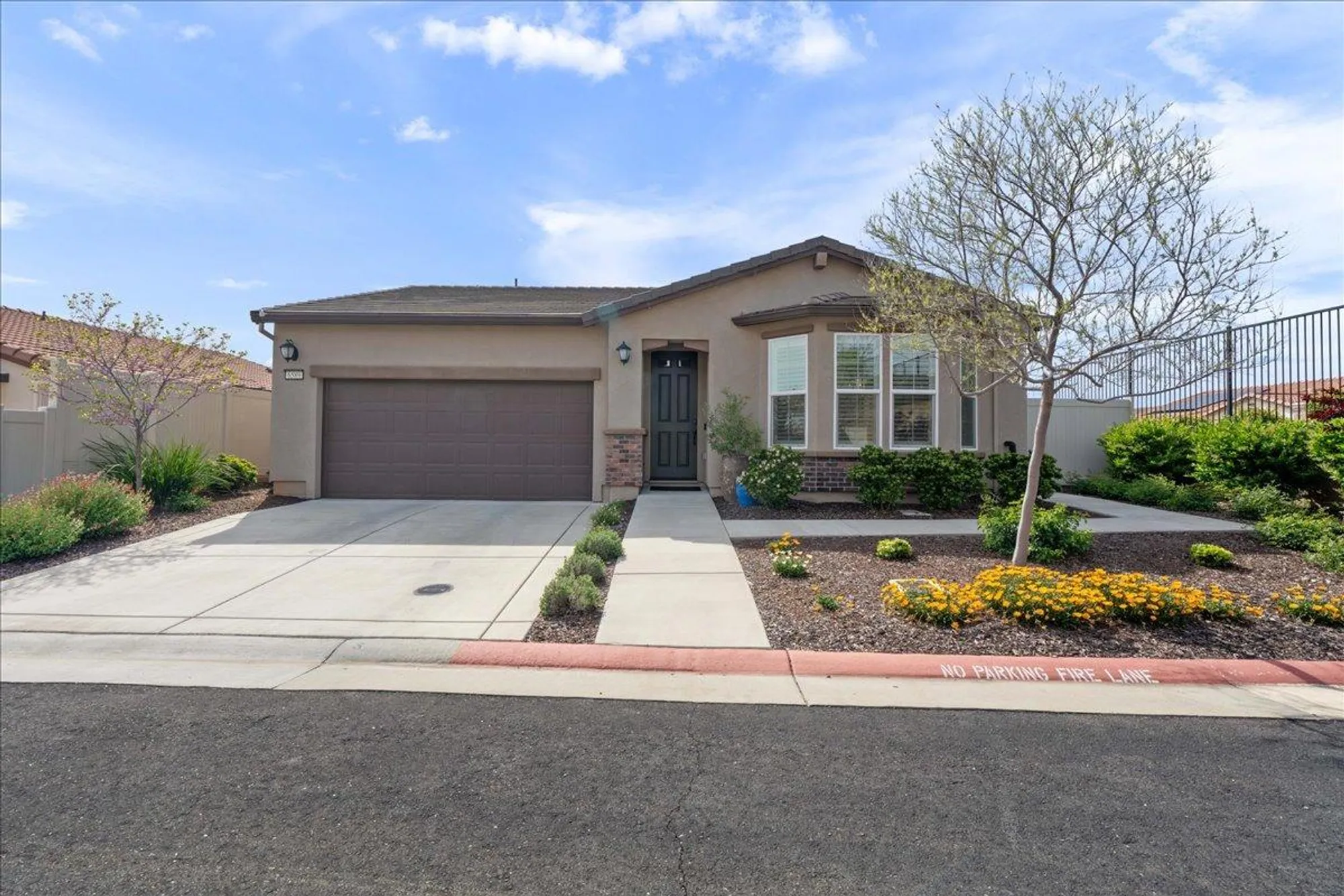 Property Slideshow image 1 of 47 | 6589 primavera ln, El Dorado Hills, CA, 95762