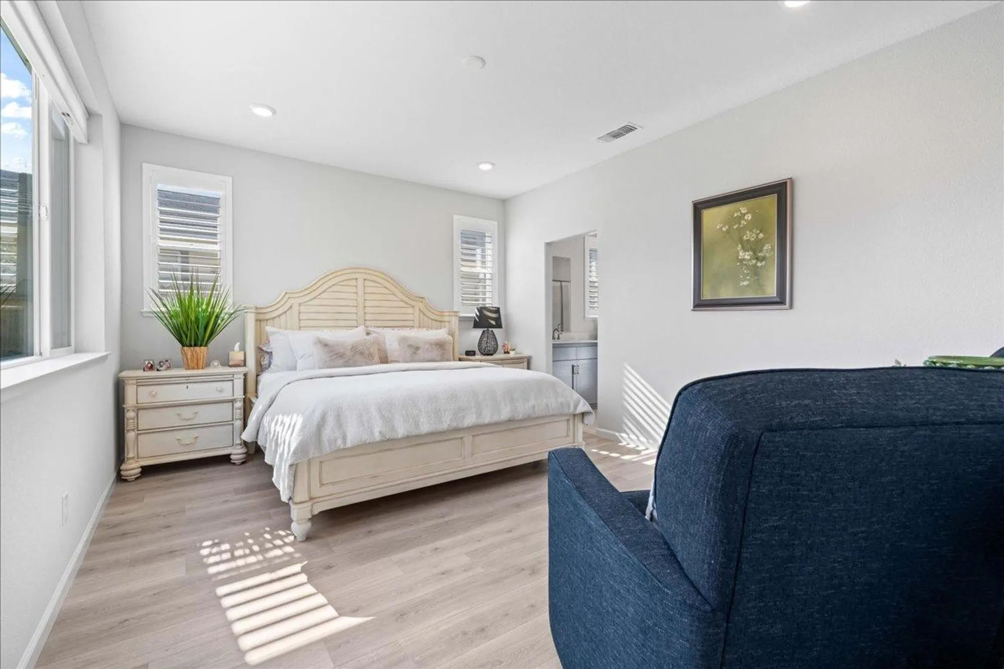 Property Slideshow image 16 of 43 | 1239 cascade way, Lincoln, CA, 95648