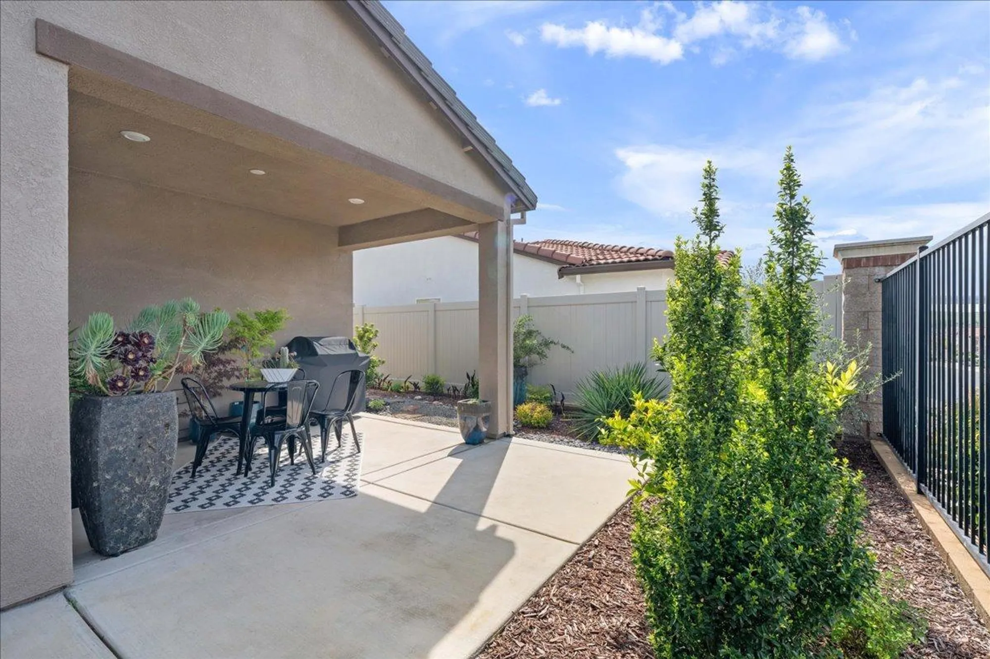 Property Slideshow image 24 of 47 | 6589 primavera ln, El Dorado Hills, CA, 95762