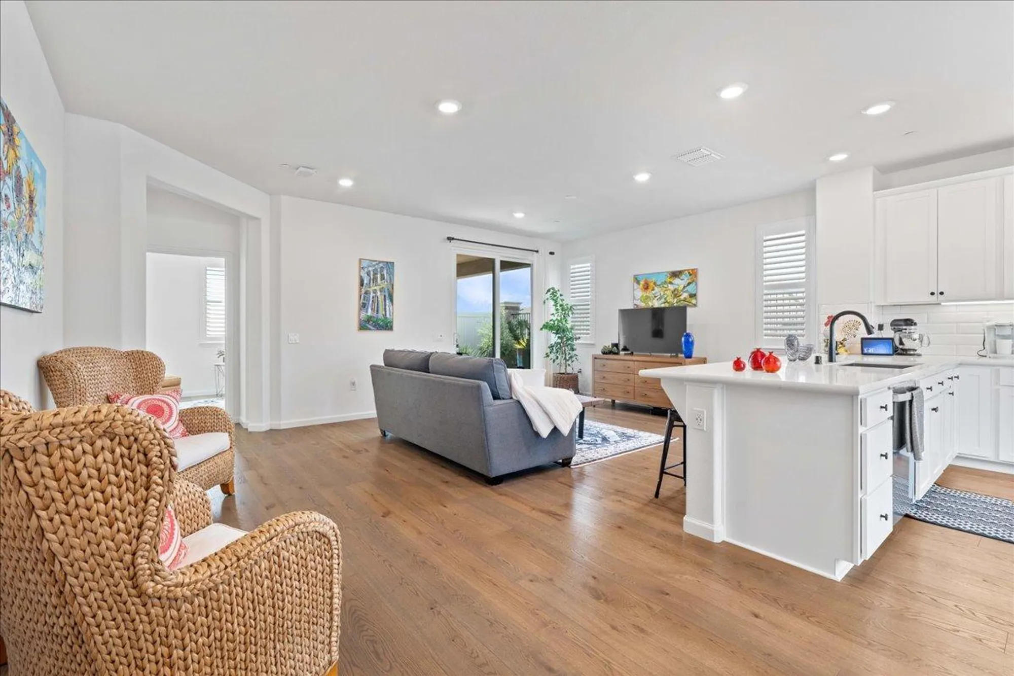 Property Slideshow image 4 of 47 | 6589 primavera ln, El Dorado Hills, CA, 95762