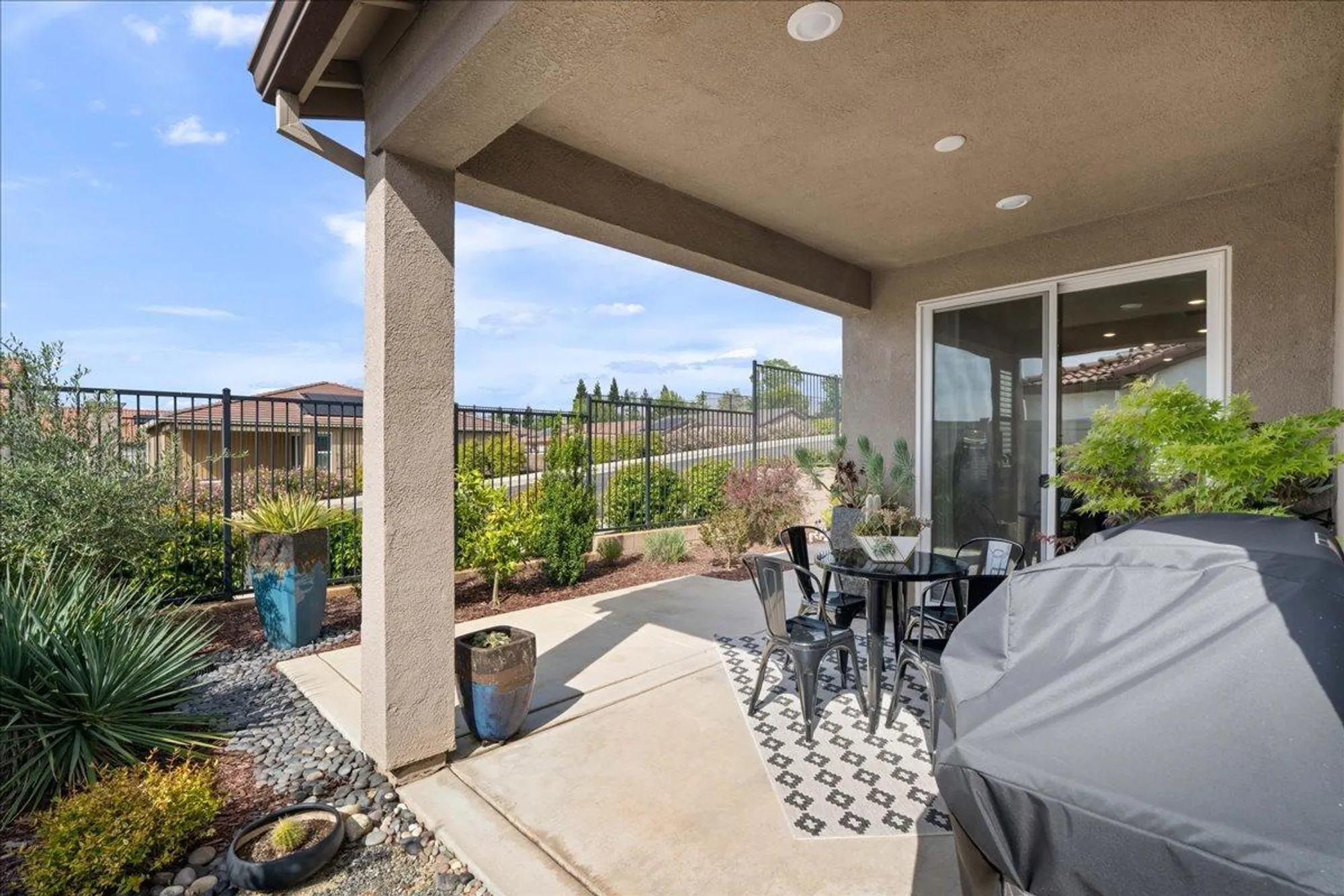 Property Slideshow image 23 of 47 | 6589 primavera ln, El Dorado Hills, CA, 95762