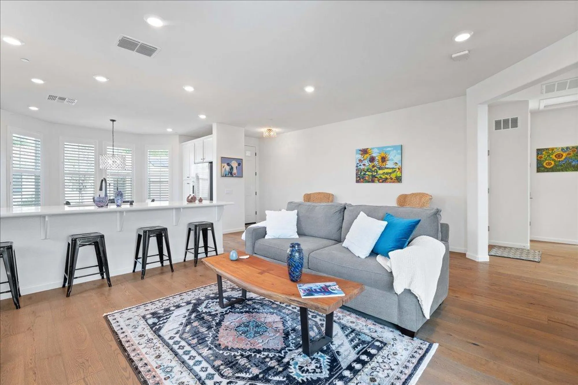 Property Slideshow image 7 of 47 | 6589 primavera ln, El Dorado Hills, CA, 95762