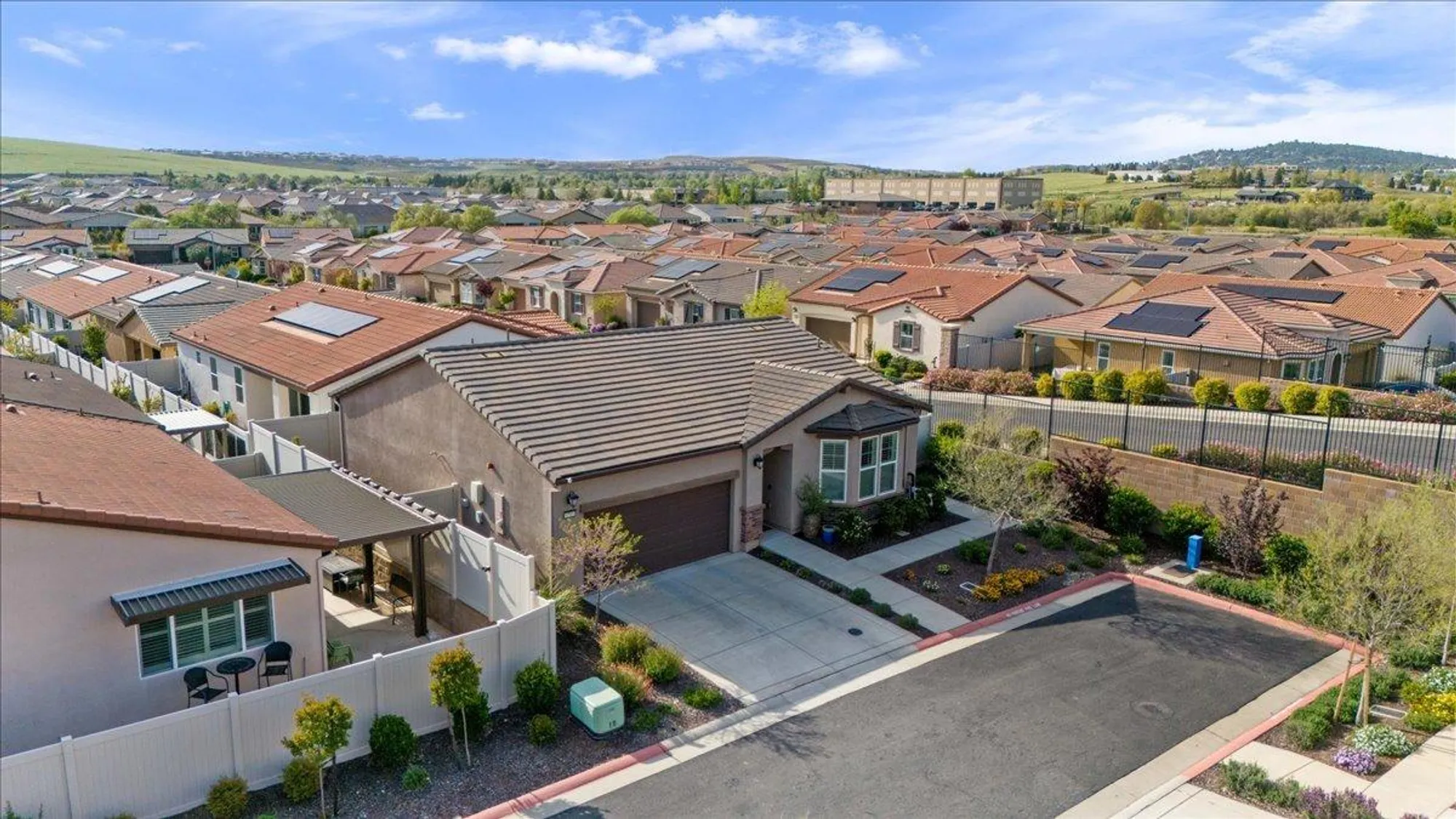 Property Slideshow image 28 of 47 | 6589 primavera ln, El Dorado Hills, CA, 95762