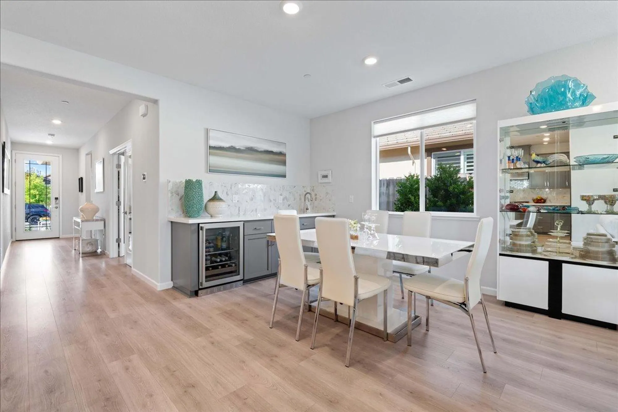 Property Slideshow image 6 of 43 | 1239 cascade way, Lincoln, CA, 95648