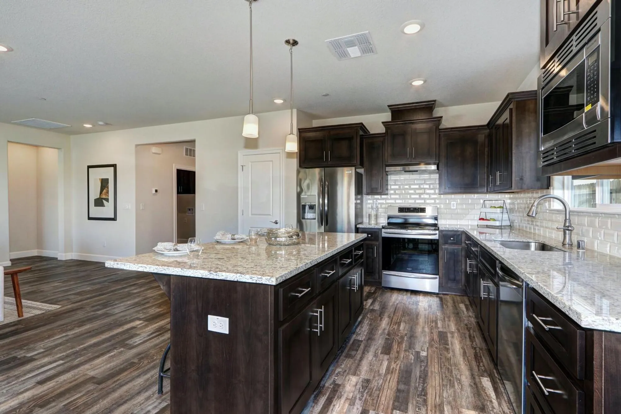 Property Slideshow image 11 of 15 | 1133 crenshaw rd, Galt, CA, 95632