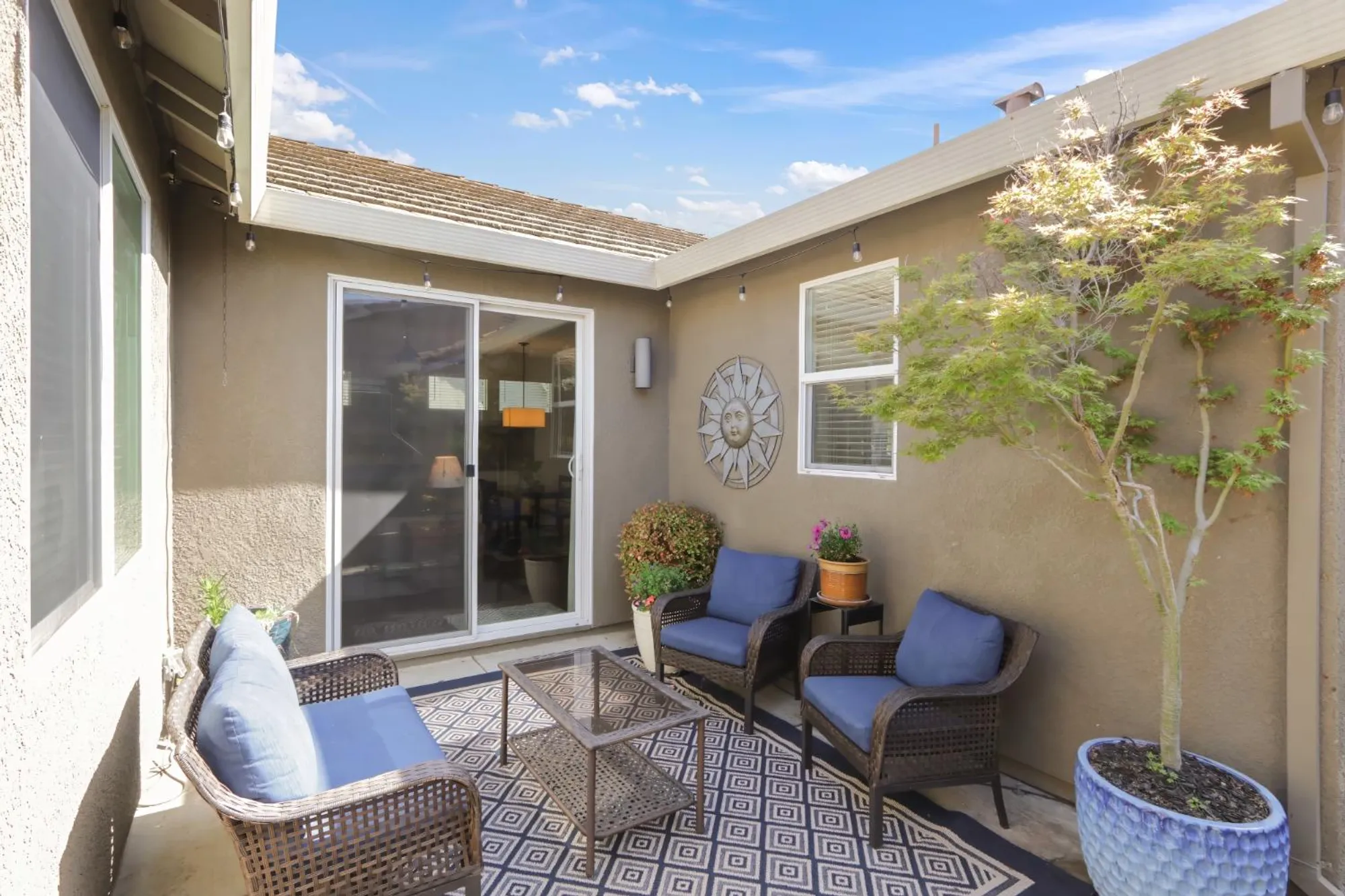 Property Slideshow image 31 of 36 | 4187 hovnanian dr, Sacramento, CA, 95834