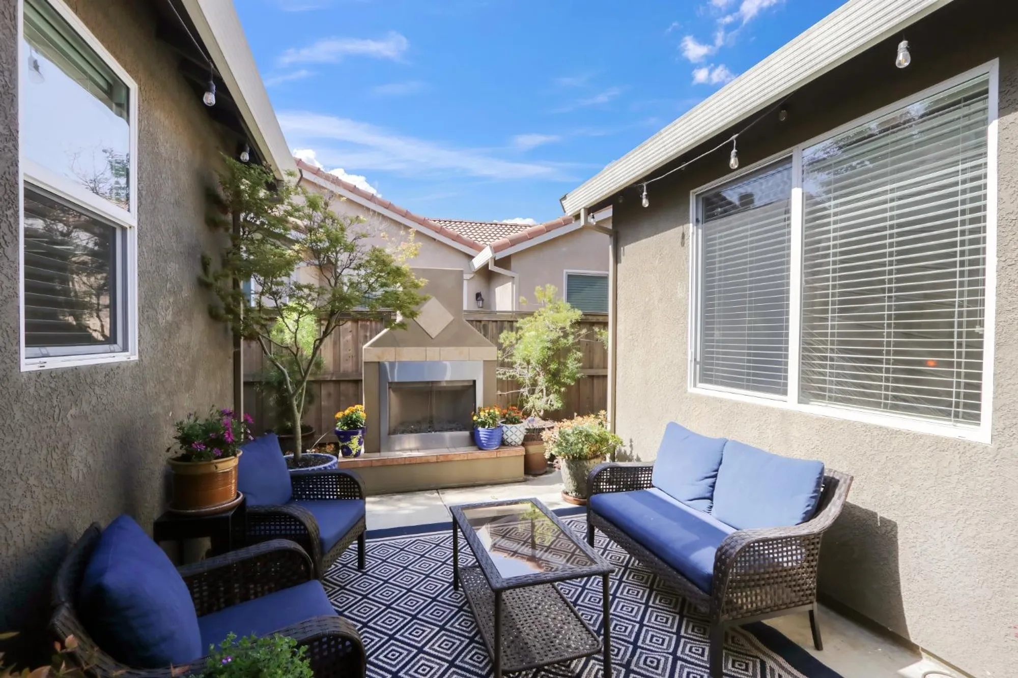 Property Slideshow image 28 of 36 | 4187 hovnanian dr, Sacramento, CA, 95834