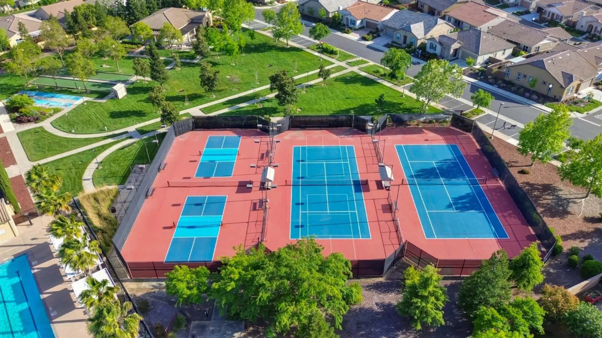 Property Slideshow image 35 of 36 | 4187 hovnanian dr, Sacramento, CA, 95834