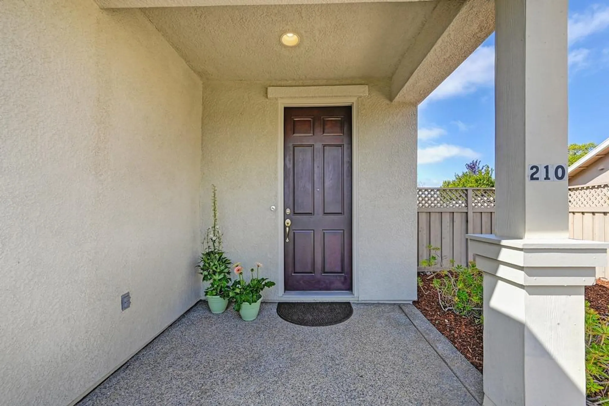 Property Slideshow image 4 of 38 | 210 harper ct, Lincoln, CA, 95648