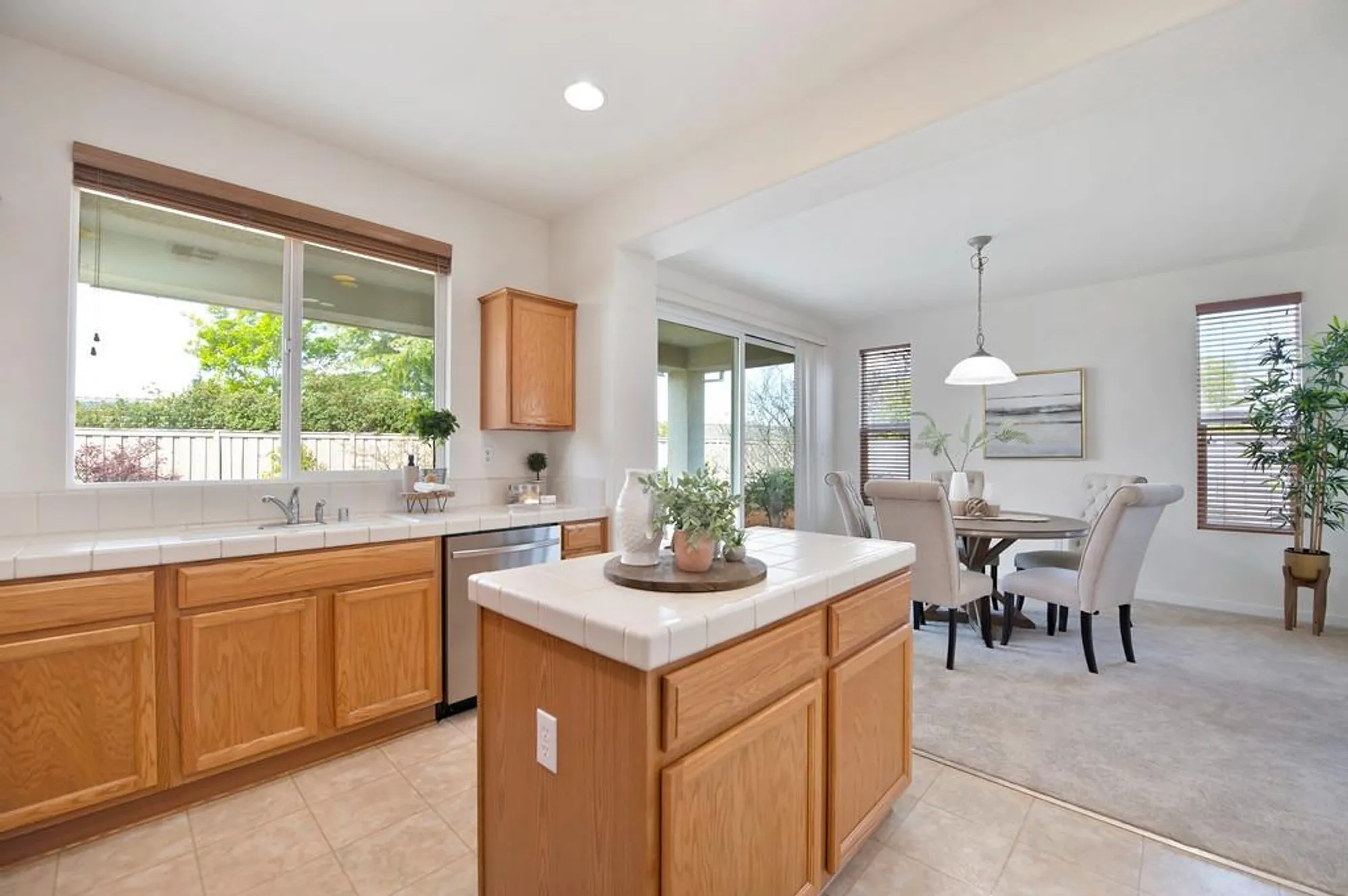 Property Slideshow image 14 of 38 | 210 harper ct, Lincoln, CA, 95648