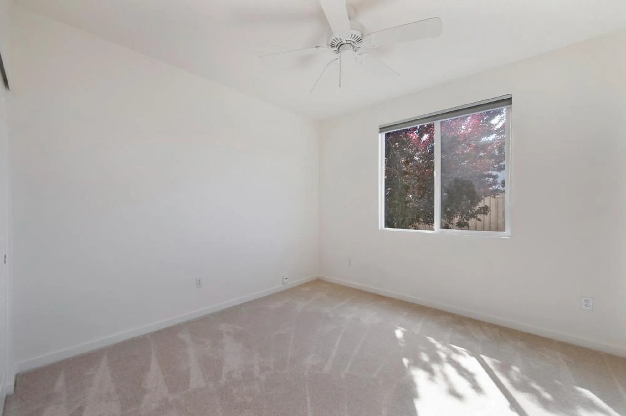 Property Slideshow image 20 of 38 | 210 harper ct, Lincoln, CA, 95648