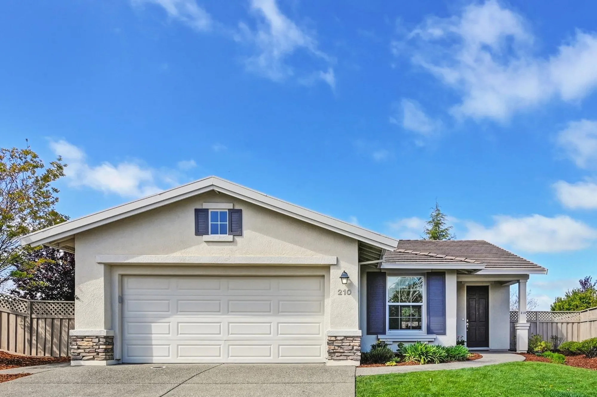 Property Slideshow image 1 of 38 | 210 harper ct, Lincoln, CA, 95648