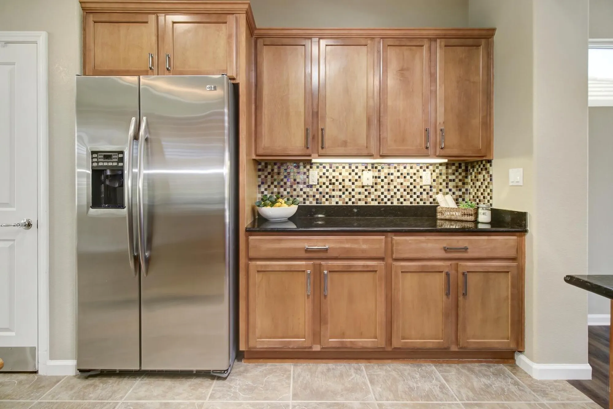 Property Slideshow image 26 of 69 | 9644 oakham way, Elk Grove, CA, 95757