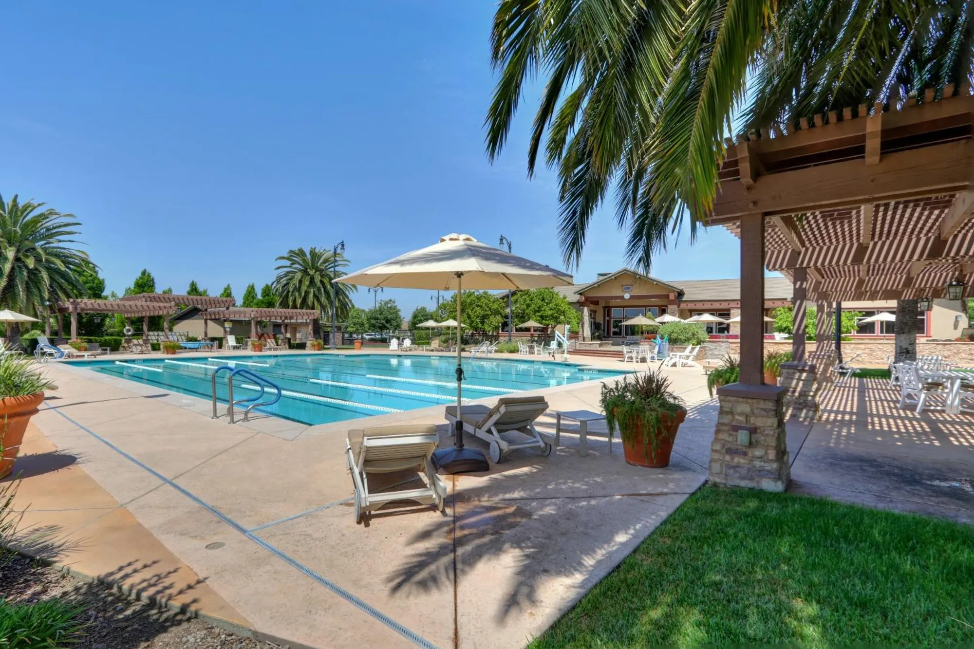 Property Slideshow image 65 of 69 | 9644 oakham way, Elk Grove, CA, 95757