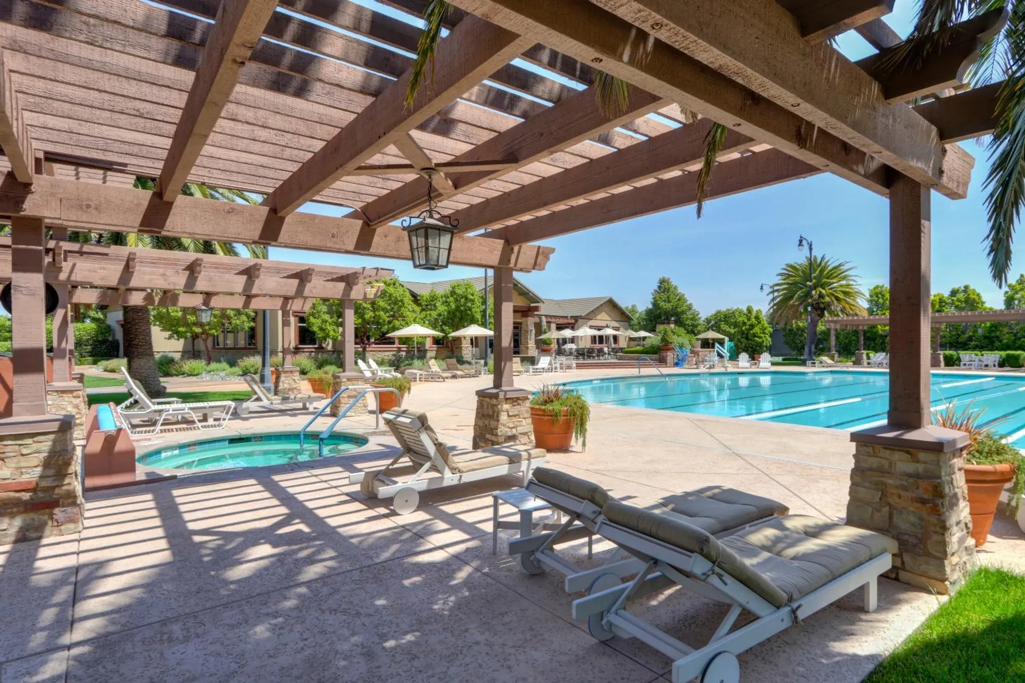 Property Slideshow image 63 of 69 | 9644 oakham way, Elk Grove, CA, 95757