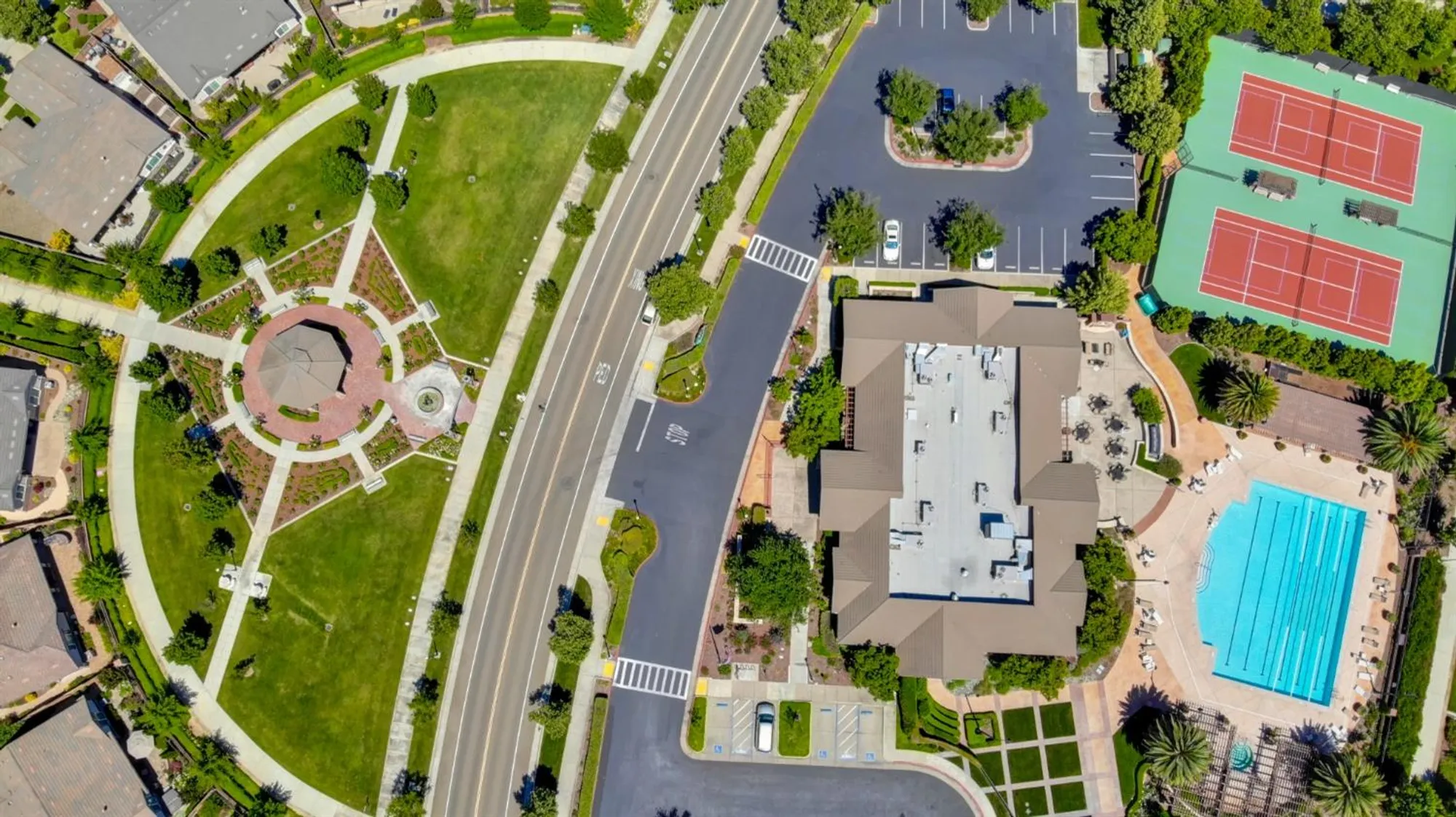 Property Slideshow image 56 of 69 | 9644 oakham way, Elk Grove, CA, 95757